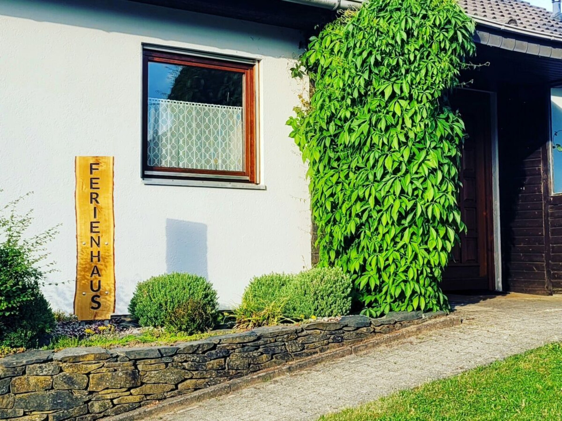 Knus vakantiehuis in Monschau met omheinde tuin, hond welkom - foto 1