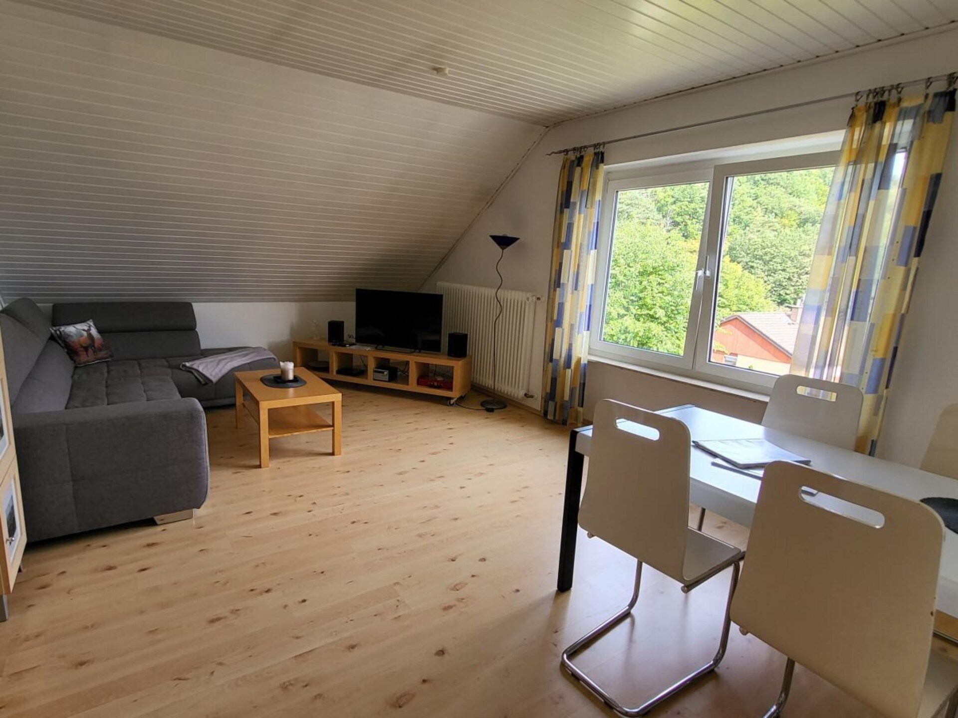 Vakantiehuis met zwembad aan de bosrand in Silz, Pfalz - foto 9