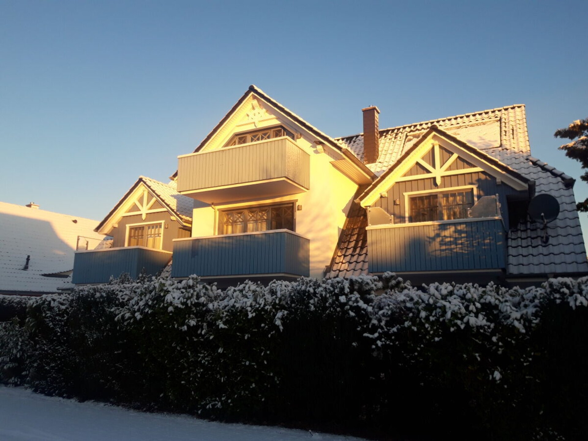 Licht appartement op 110 meter van strand in Zingst met balkon & open haard - foto 4