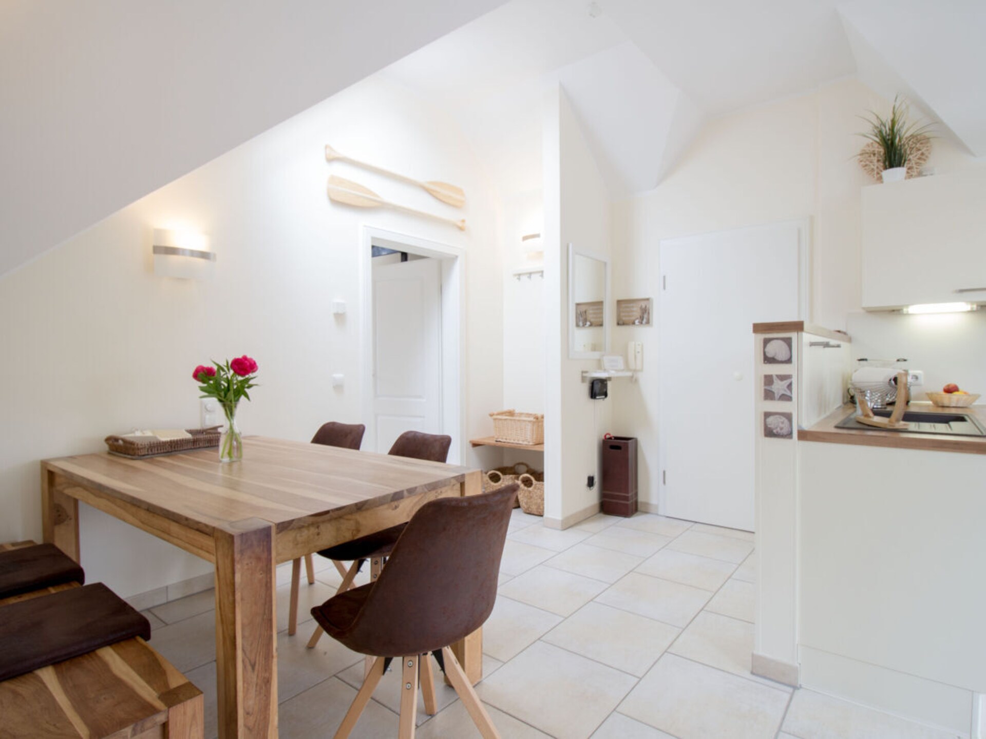 Licht appartement op 110 meter van strand in Zingst met balkon & open haard - foto 12