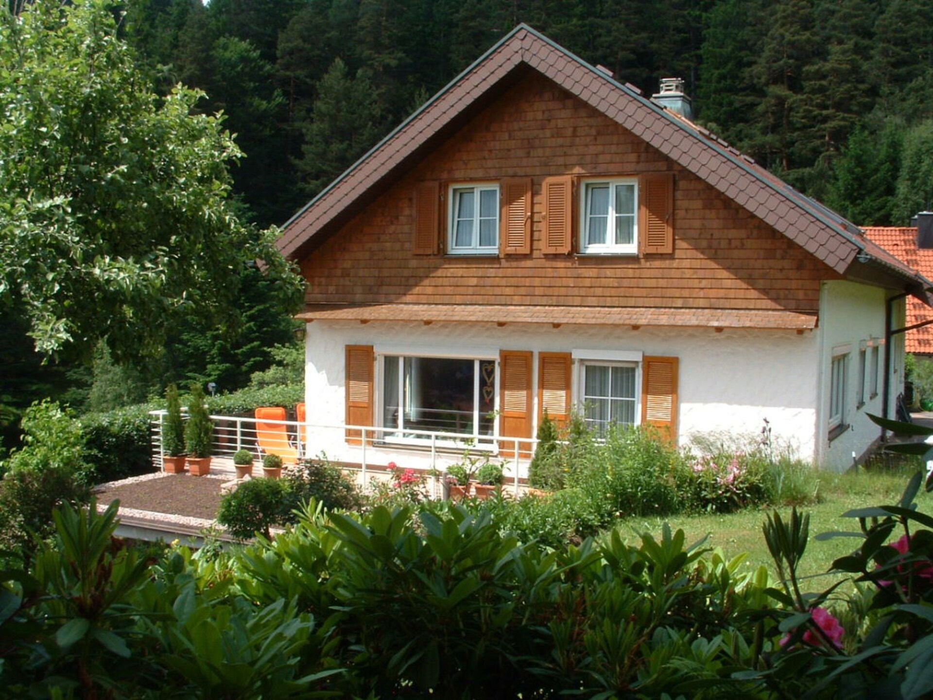 Vrijstaand huis aan de bosrand in Baiersbronn-Mitteltal met uitzicht op de vallei - foto 2