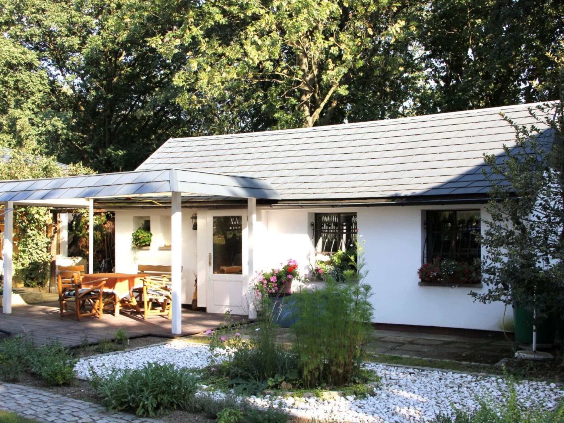 Knusse bungalow voor 3 in het groene Tharandt, hond welkom - foto 1