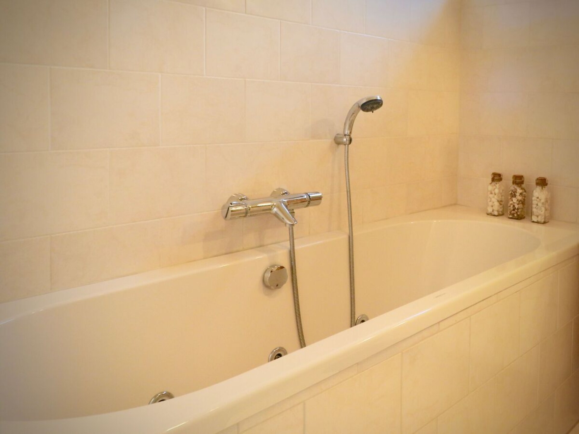 Luxe vakantiehuis aan het water in De Koog met sauna en whirlpool - foto 11