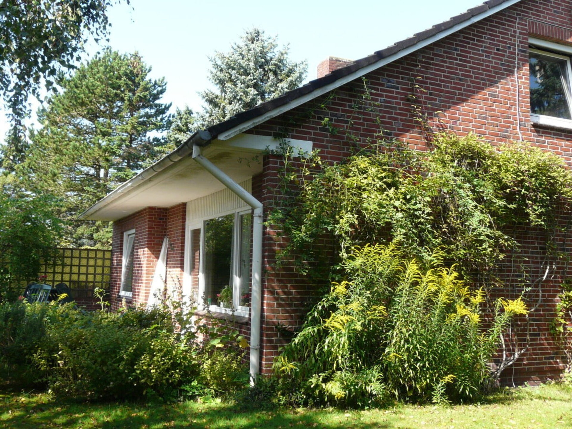 Gerenoveerd vakantiehuis met grote tuin en zuidterras nabij strand - foto 24
