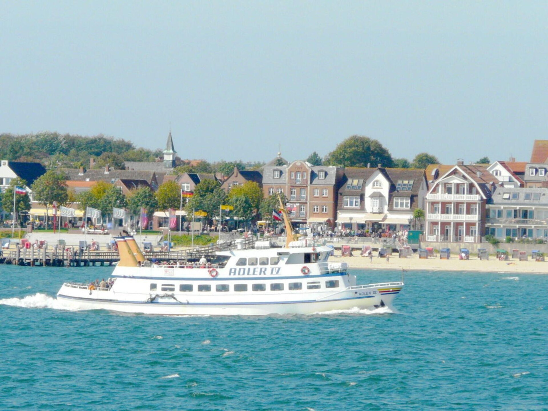 Gerenoveerd vakantiehuis met grote tuin en zuidterras nabij strand - foto 37
