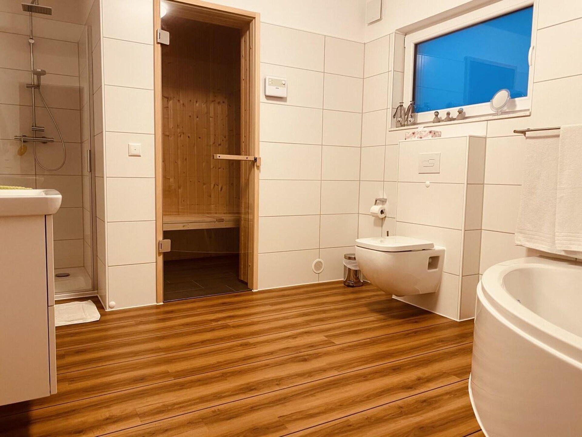 Exclusief penthouse in Schillig met zeezicht, groot dakterras en eigen sauna - foto 13