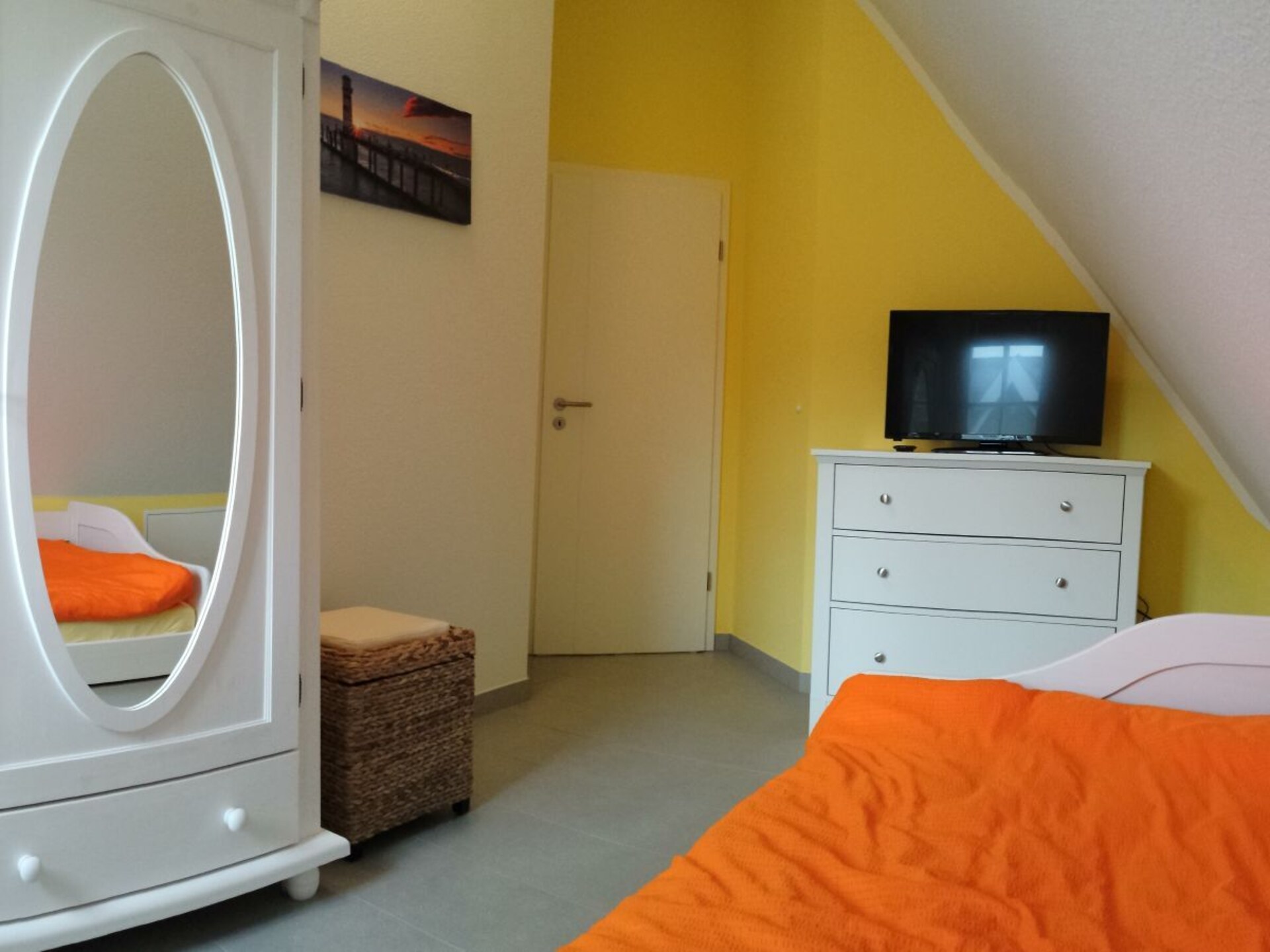 Adlerhorst in Glowe: Ruim vakantiehuis op 350 meter van het strand - foto 16