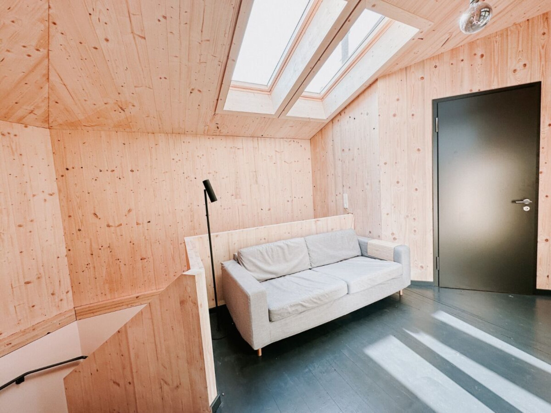 Architectonisch vakantiehuis direct aan het meer bij Templin voor 8 personen - foto 6