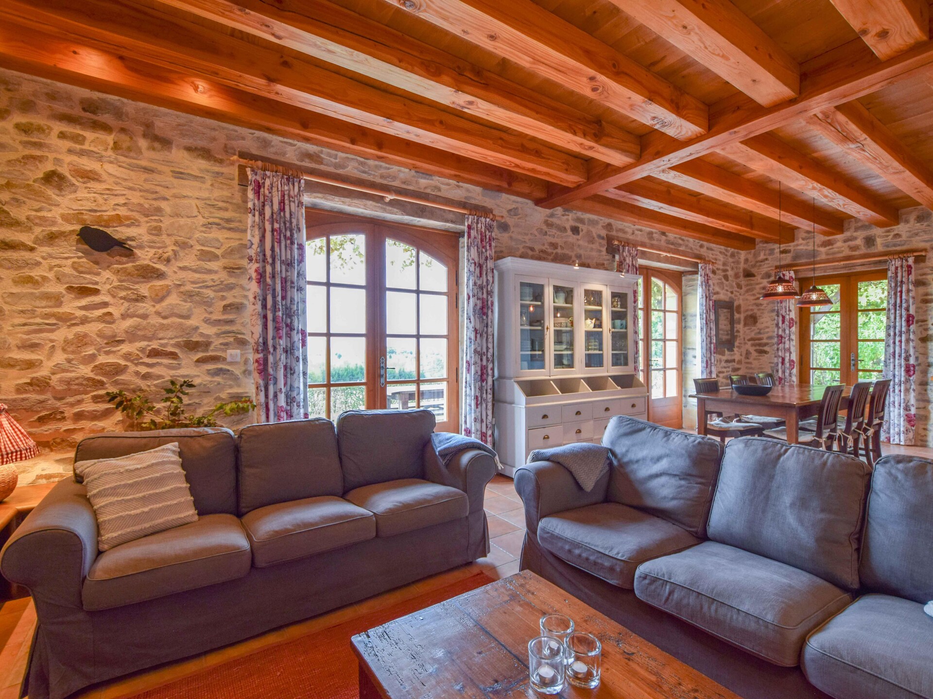 Privézwembad en luxe in vakantiehuis Le Bolet, St. Medard D'excideuil - foto 2