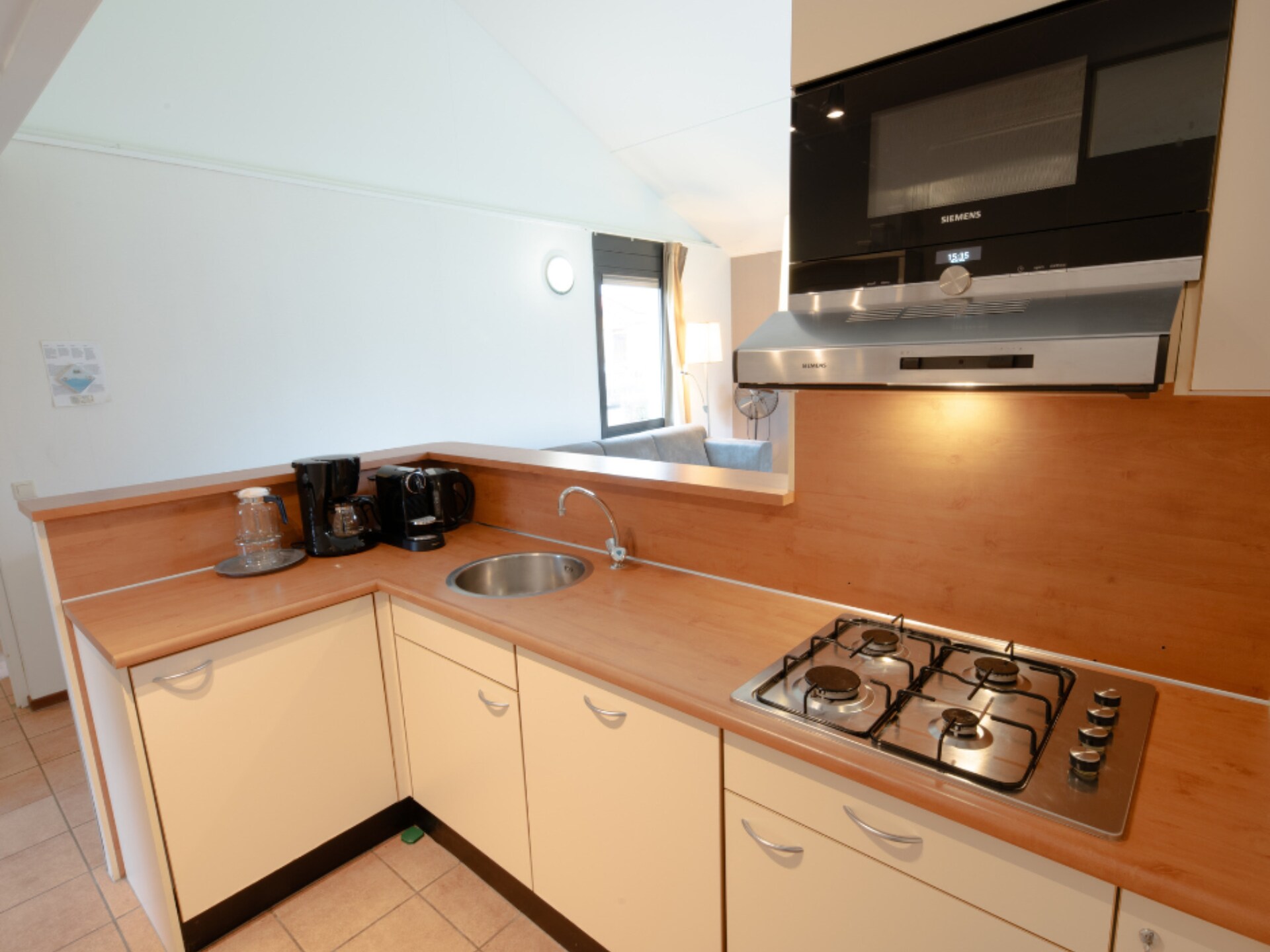 Premium bungalow – max 4 personen – nummer 78 - foto 7
