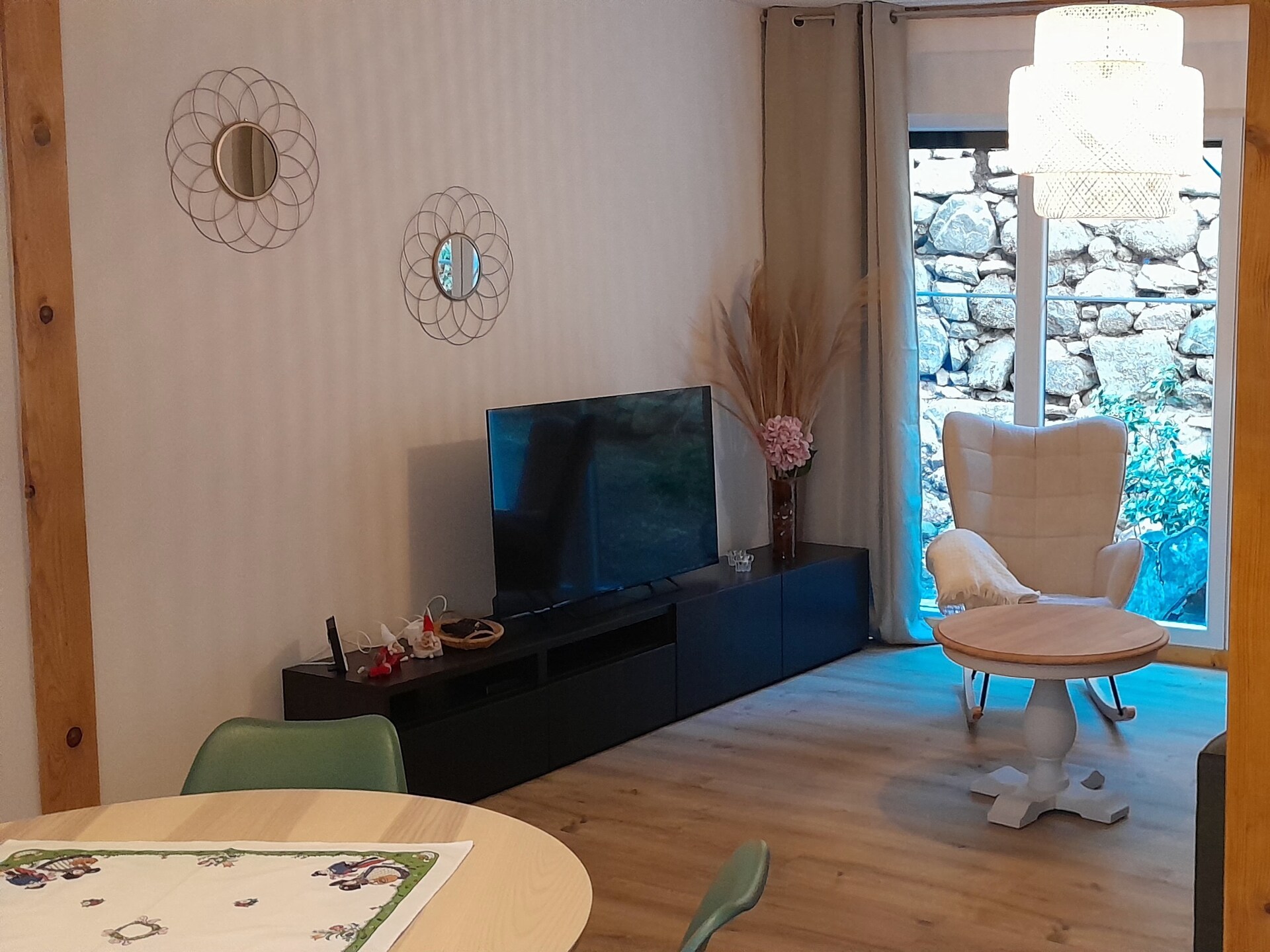 Romantisch gerenoveerd appartement in Dambach-la-Ville met balkon - foto 8