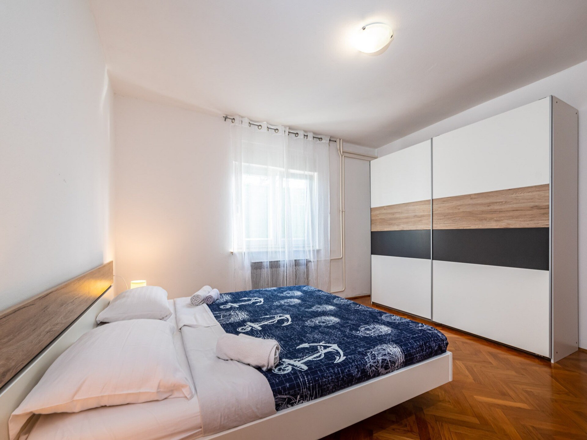 Ruime Vijf-Slaapkamer Villa met Verwarmd Zwembad bij Zadar - foto 8