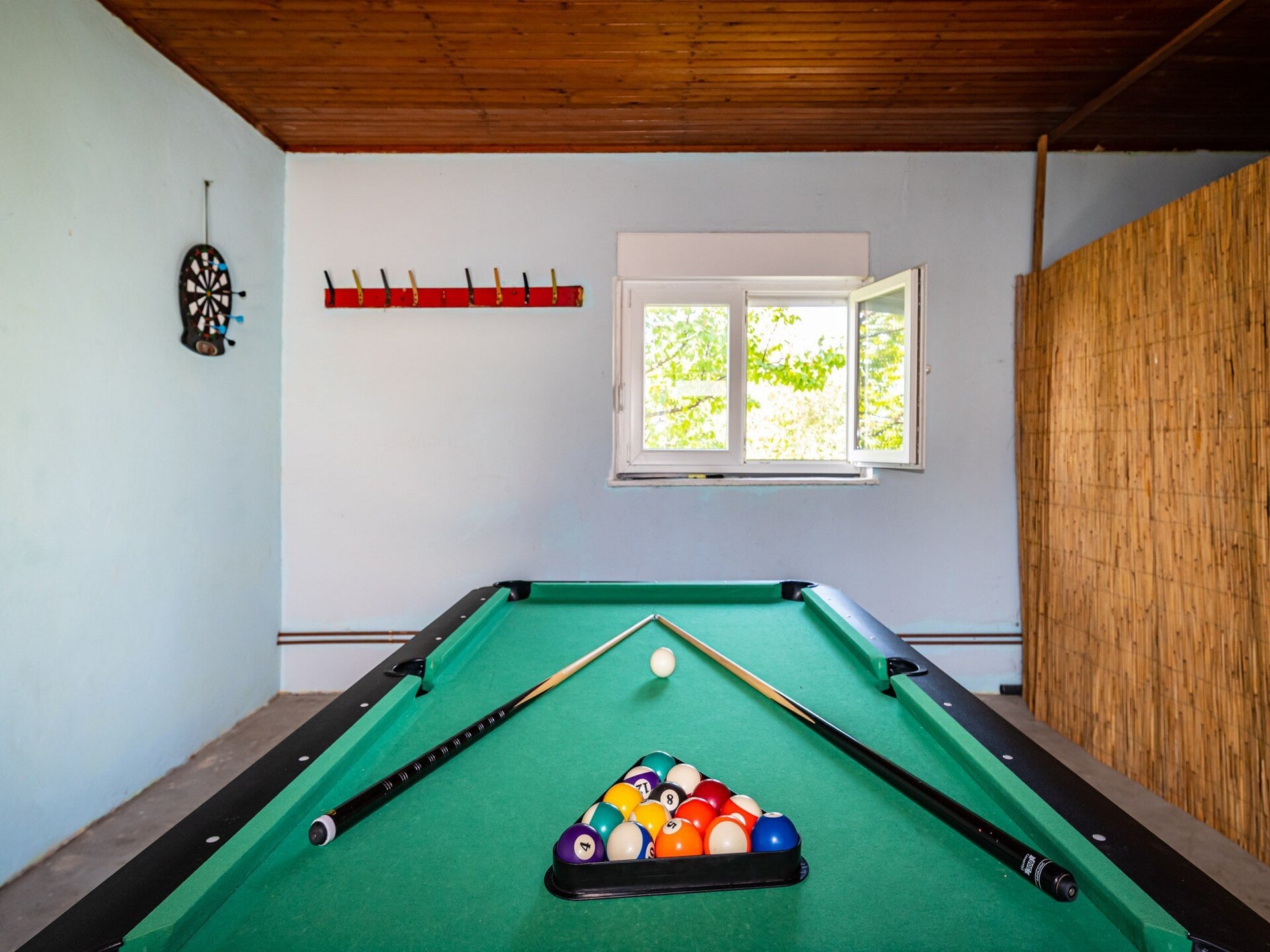 Ruime Vijf-Slaapkamer Villa met Verwarmd Zwembad bij Zadar - foto 31