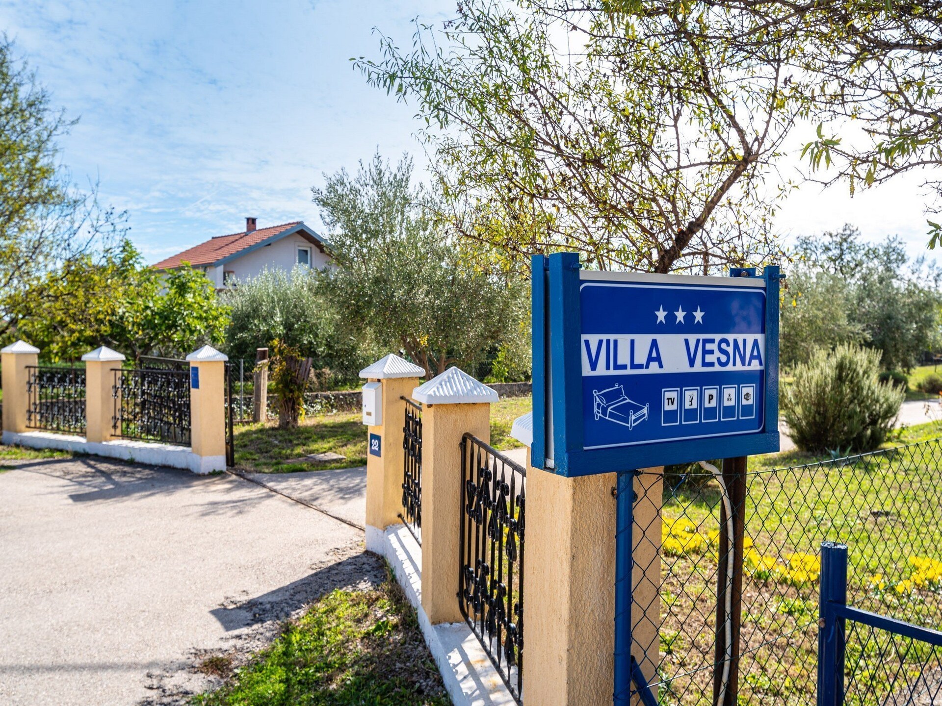 Ruime Vijf-Slaapkamer Villa met Verwarmd Zwembad bij Zadar - foto 21