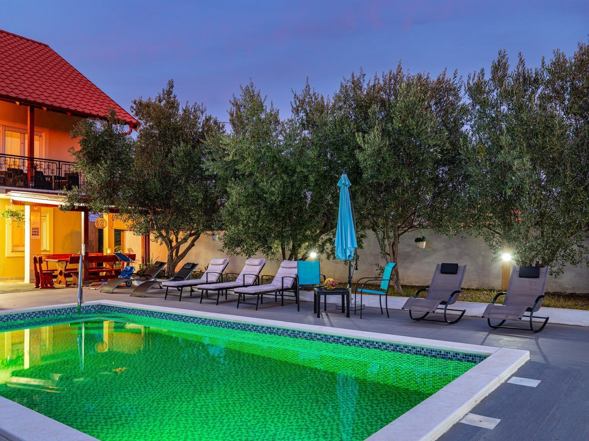 Ruime Vijf-Slaapkamer Villa met Verwarmd Zwembad bij Zadar - foto 40