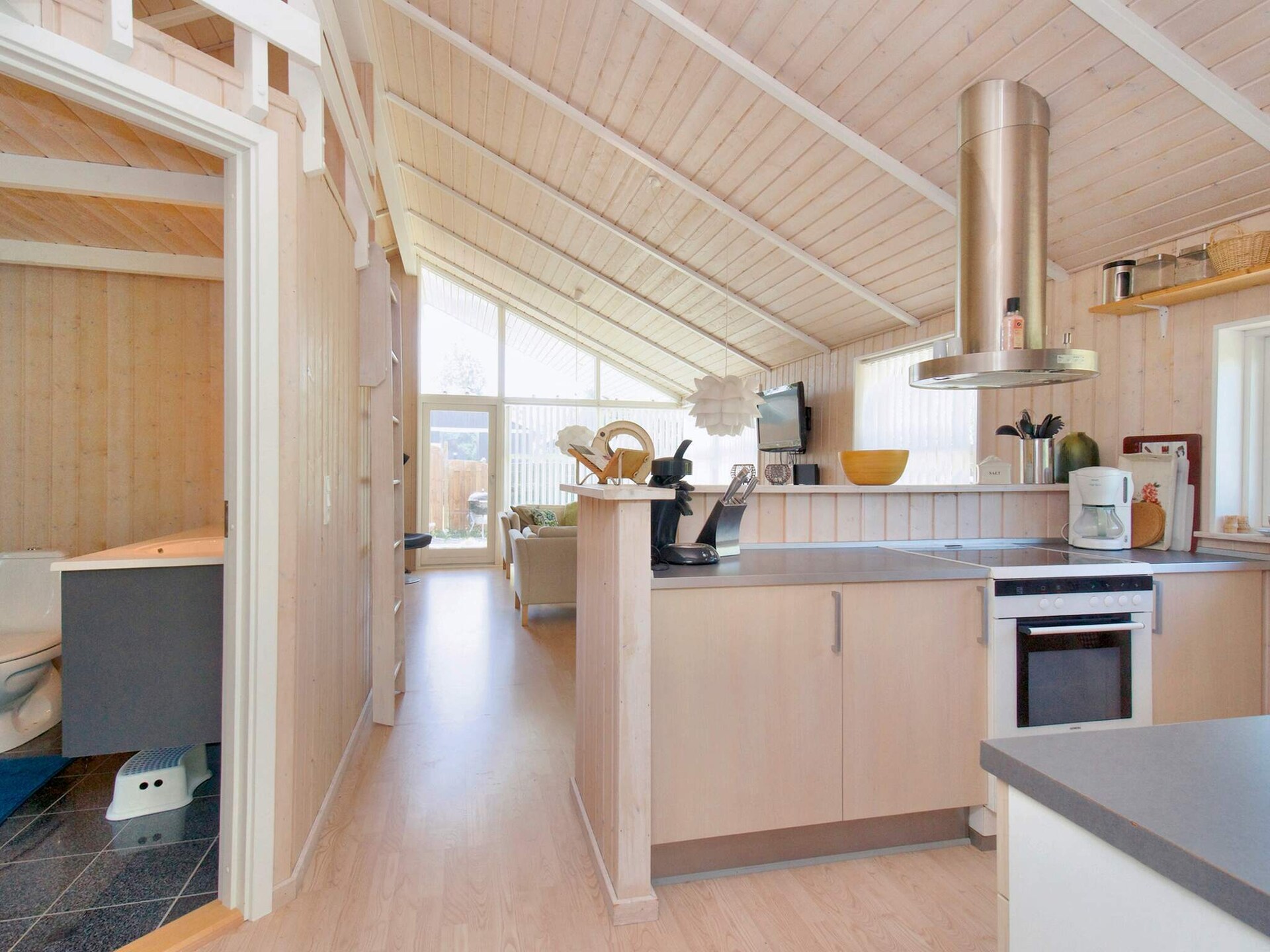 Aan zee: Rustgevend vakantiehuis in Skibby met sauna en whirlpool - foto 24