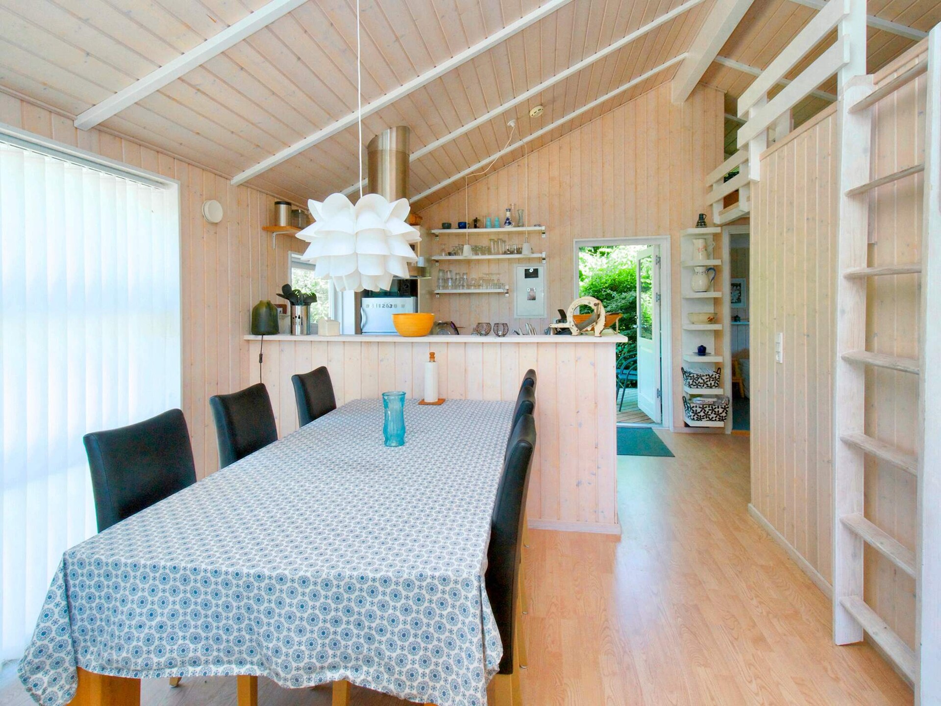Aan zee: Rustgevend vakantiehuis in Skibby met sauna en whirlpool - foto 29