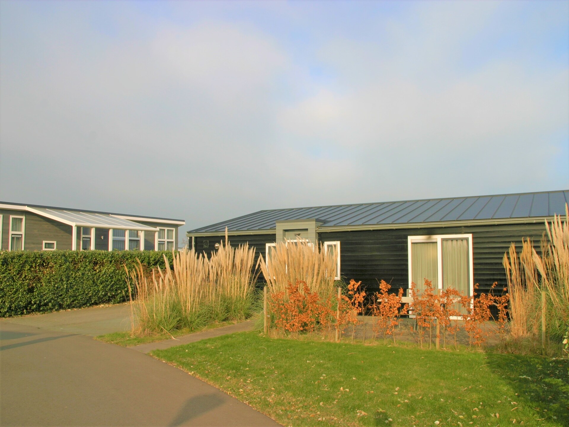 Luxe chalet aan het water op Water Resort Oosterschelde - foto 12