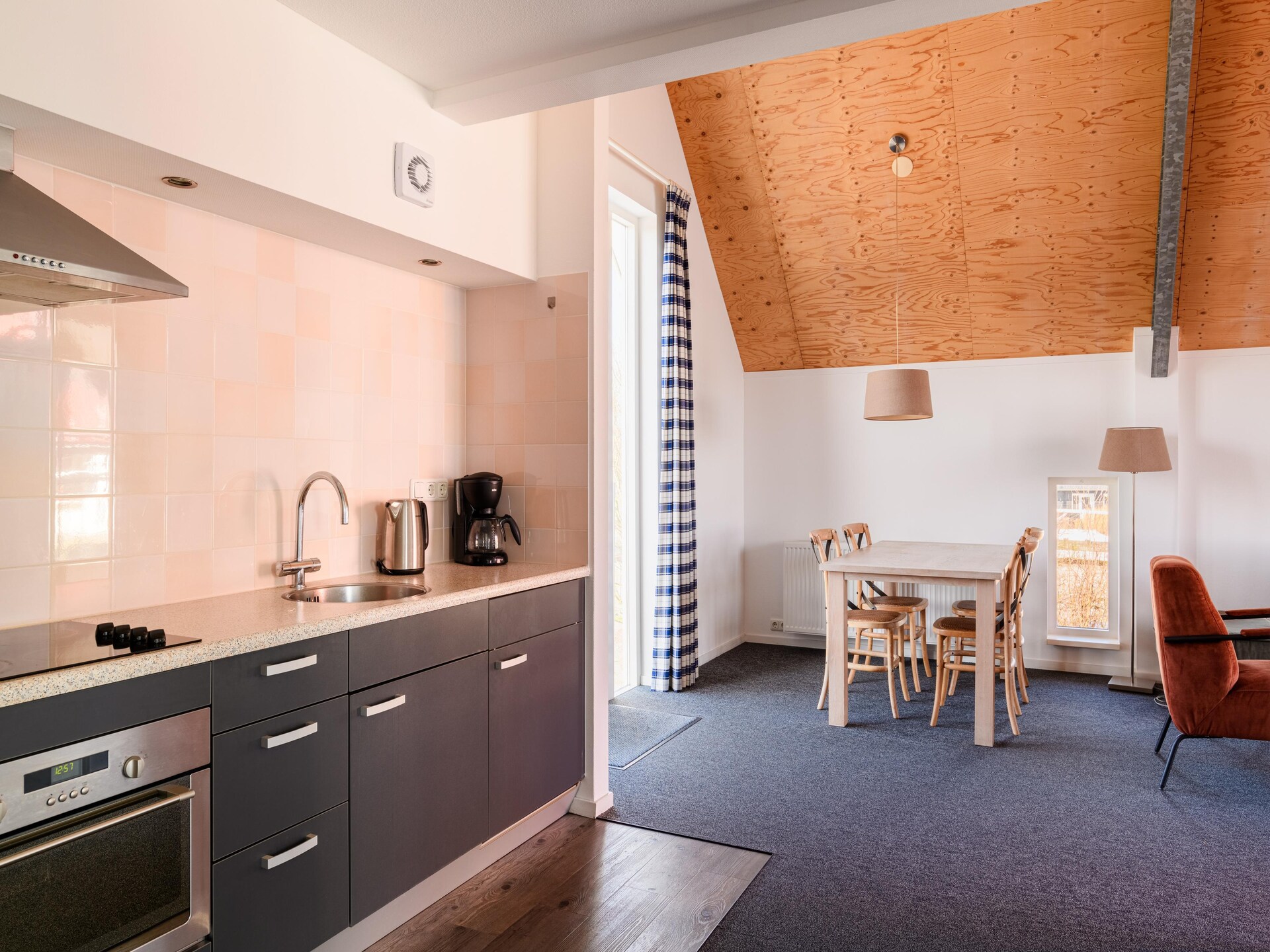 Havenwoning 4: Appartement aan het Friese meer met balkon en uitzicht - foto 7