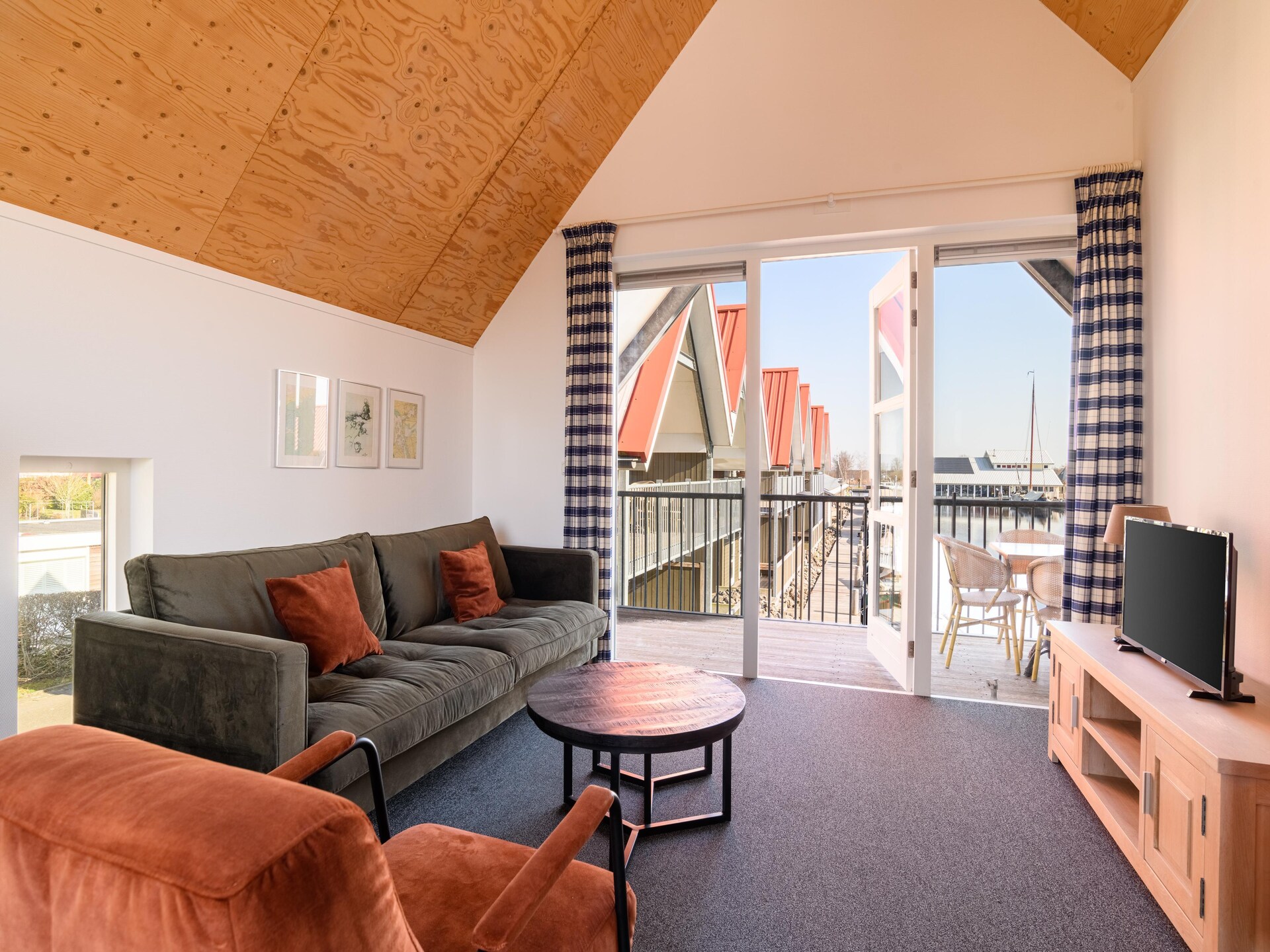 Havenwoning 4: Appartement aan het Friese meer met balkon en uitzicht - foto 6