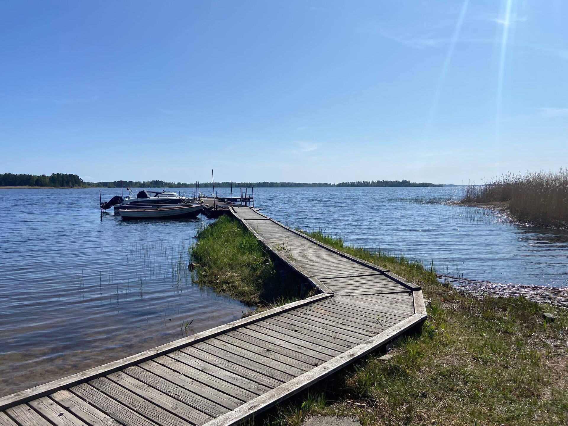 Sfeervol vakantiehuis met sauna en apart gastenverblijf, 400m van het Vänermeer - foto 5