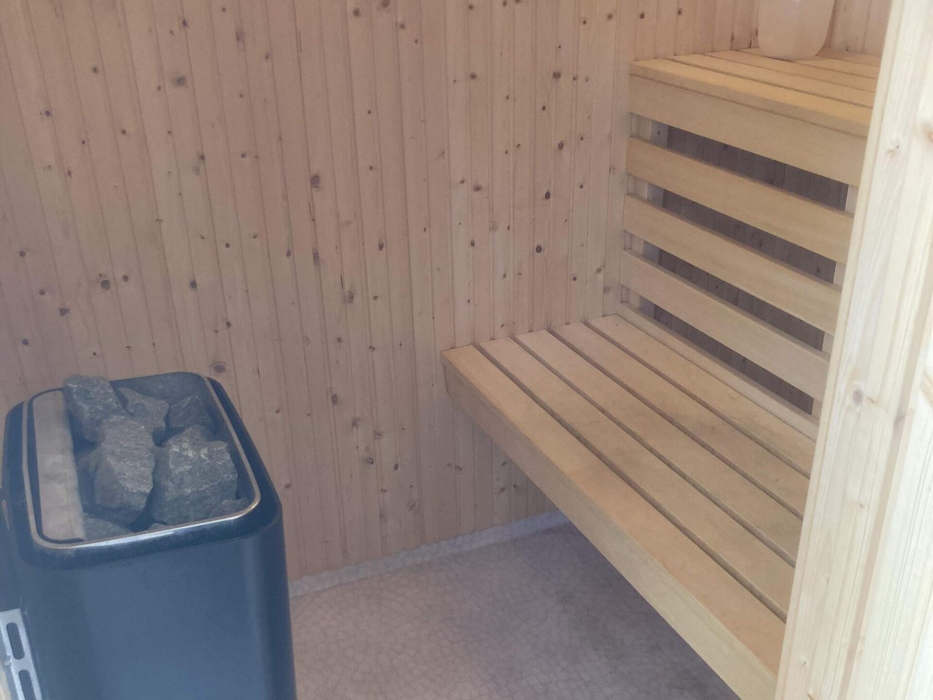 Sfeervol vakantiehuis met sauna en apart gastenverblijf, 400m van het Vänermeer - foto 27