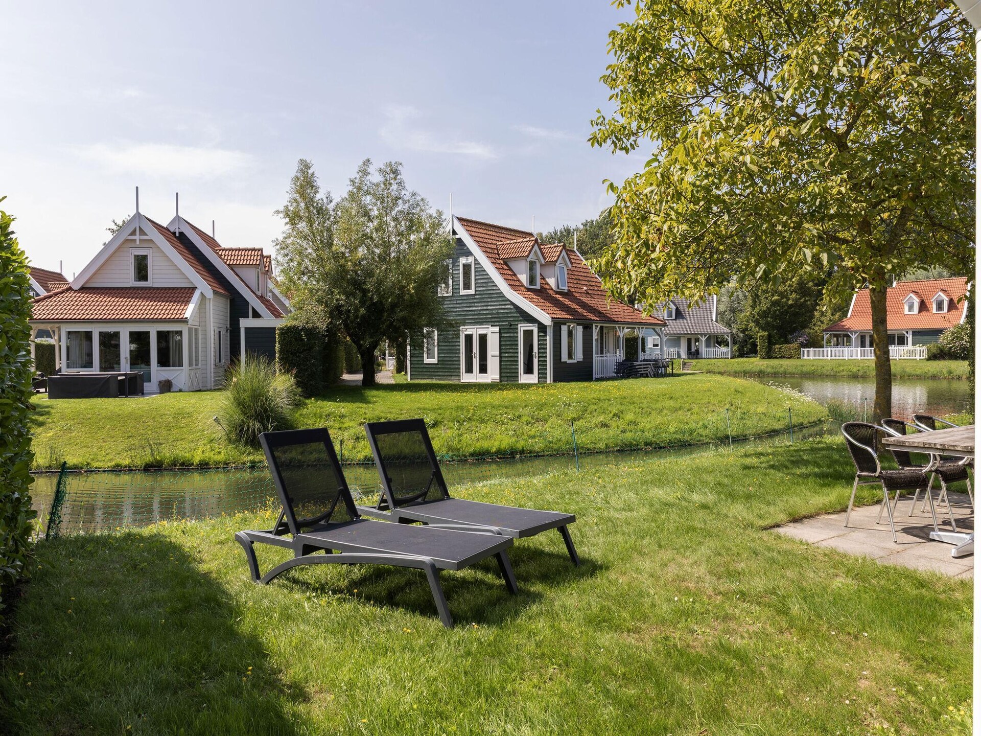 Villa met sauna aan vijver in Aquadelta, Bruinisse – 6 personen - foto 9