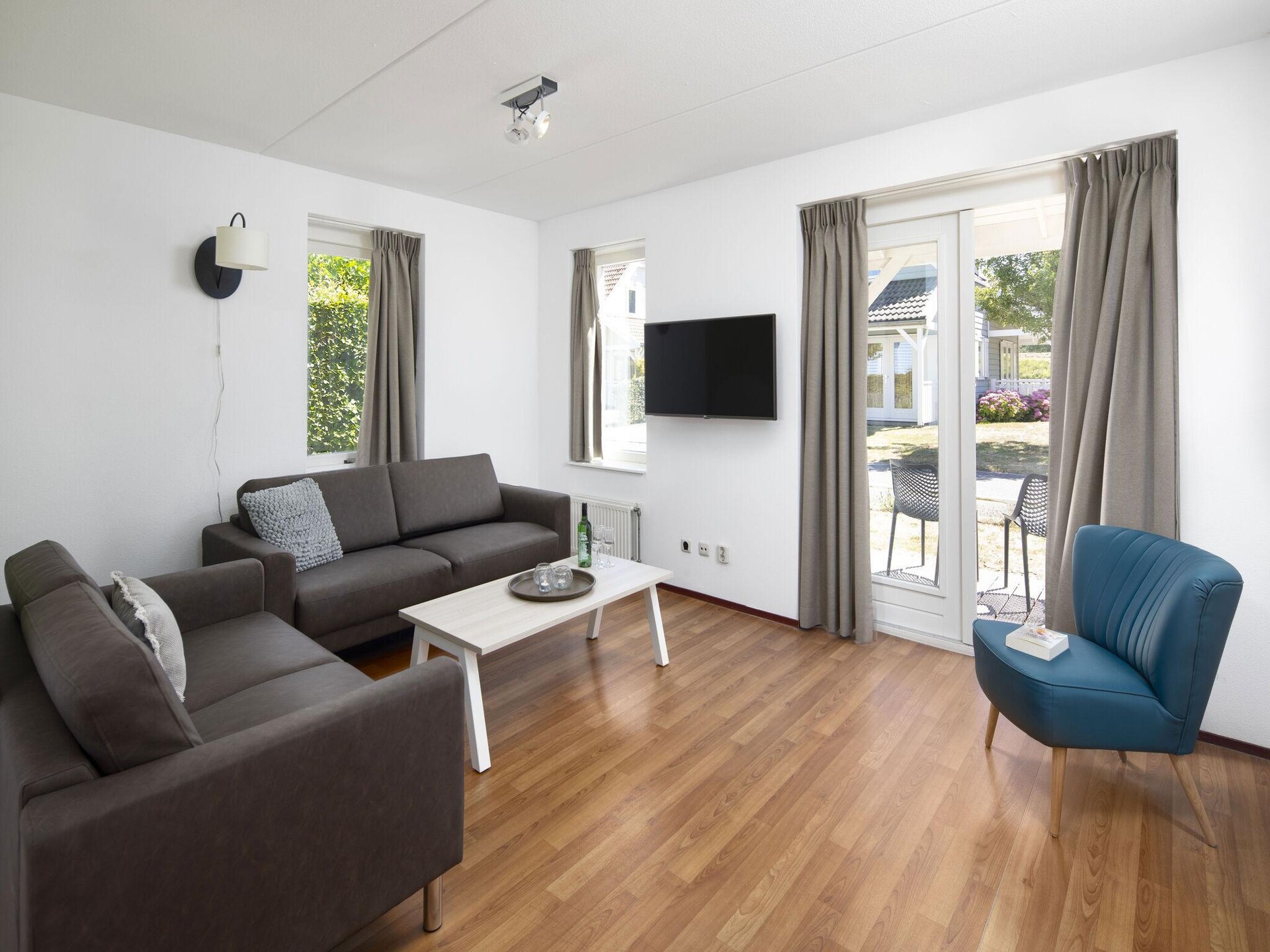 Villa met sauna aan vijver in Aquadelta, Bruinisse – 6 personen - foto 2