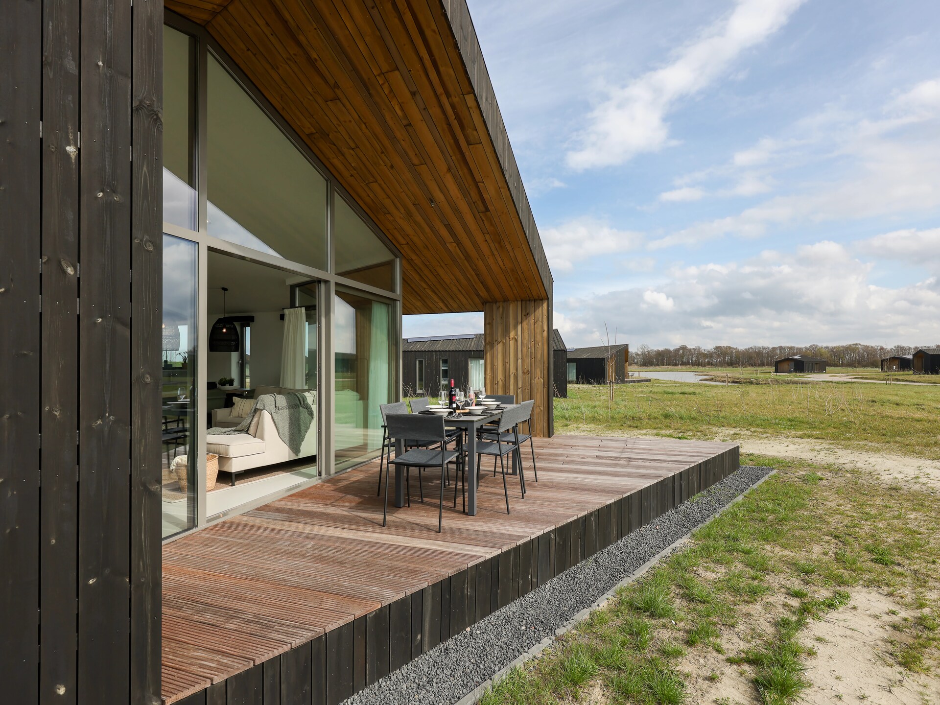 Vrijstaand vakantiehuis op rustig park met panoramisch uitzicht over natuurgebied - foto 37