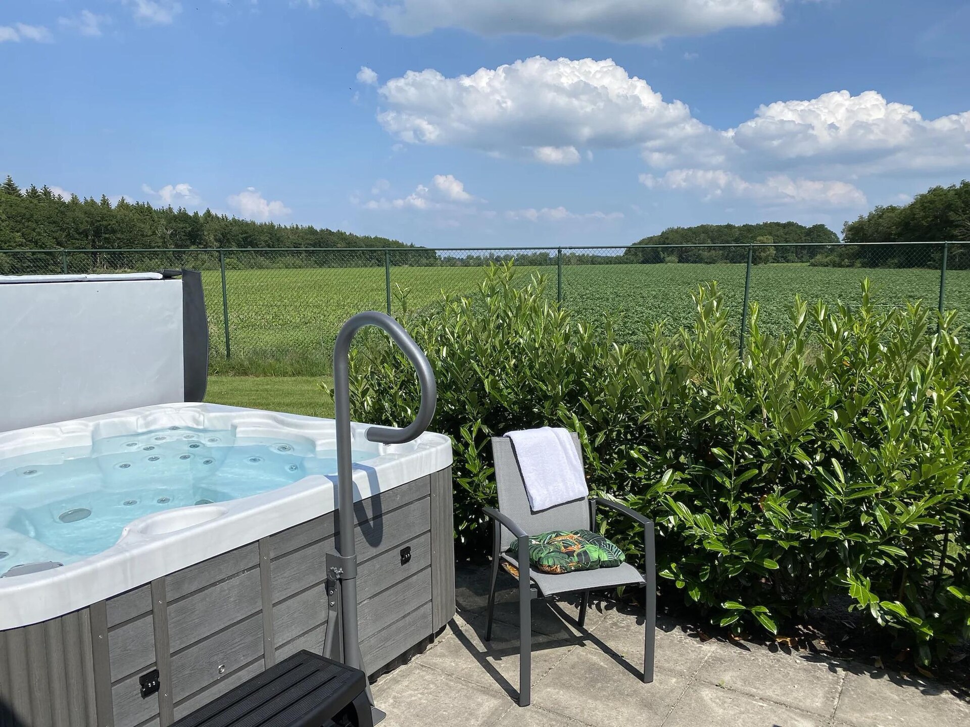 Luxe wellnessvilla aan water in Drenthe met privé hottub - foto 9