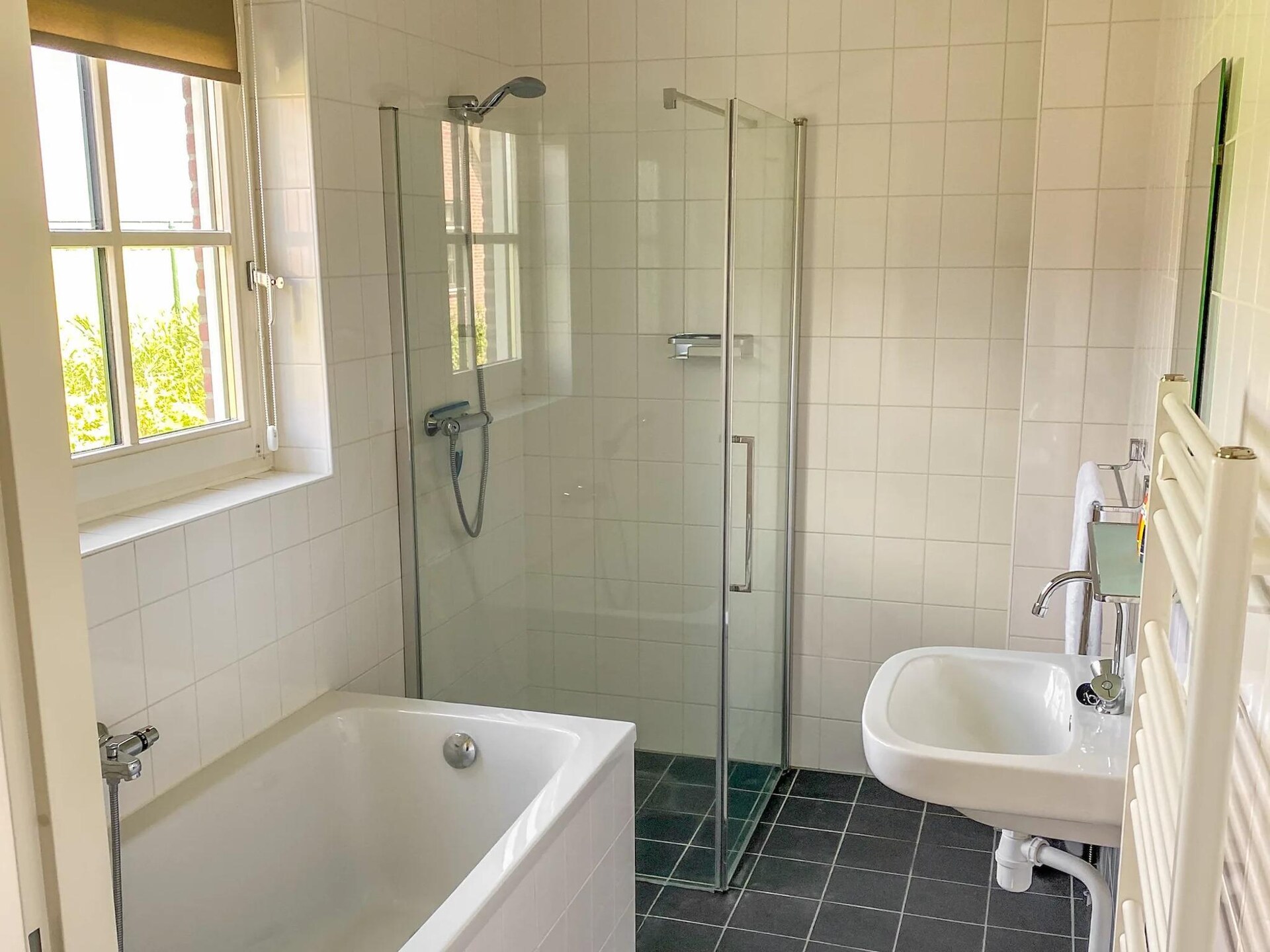 Luxe wellnessvilla aan water in Drenthe met privé hottub - foto 8