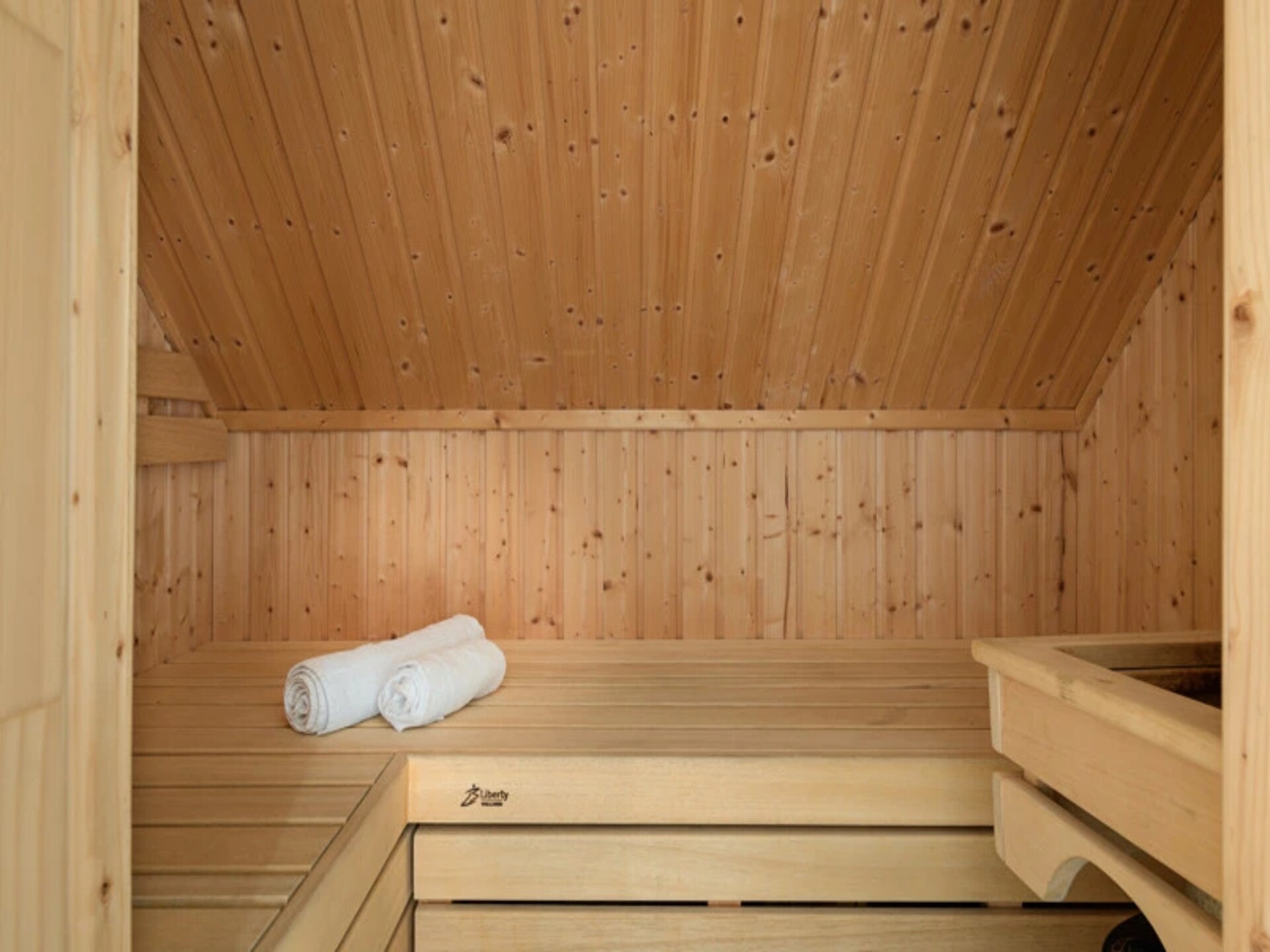 Modern vakantiehuis aan rustig recreatiemeer in Langelille - foto 32