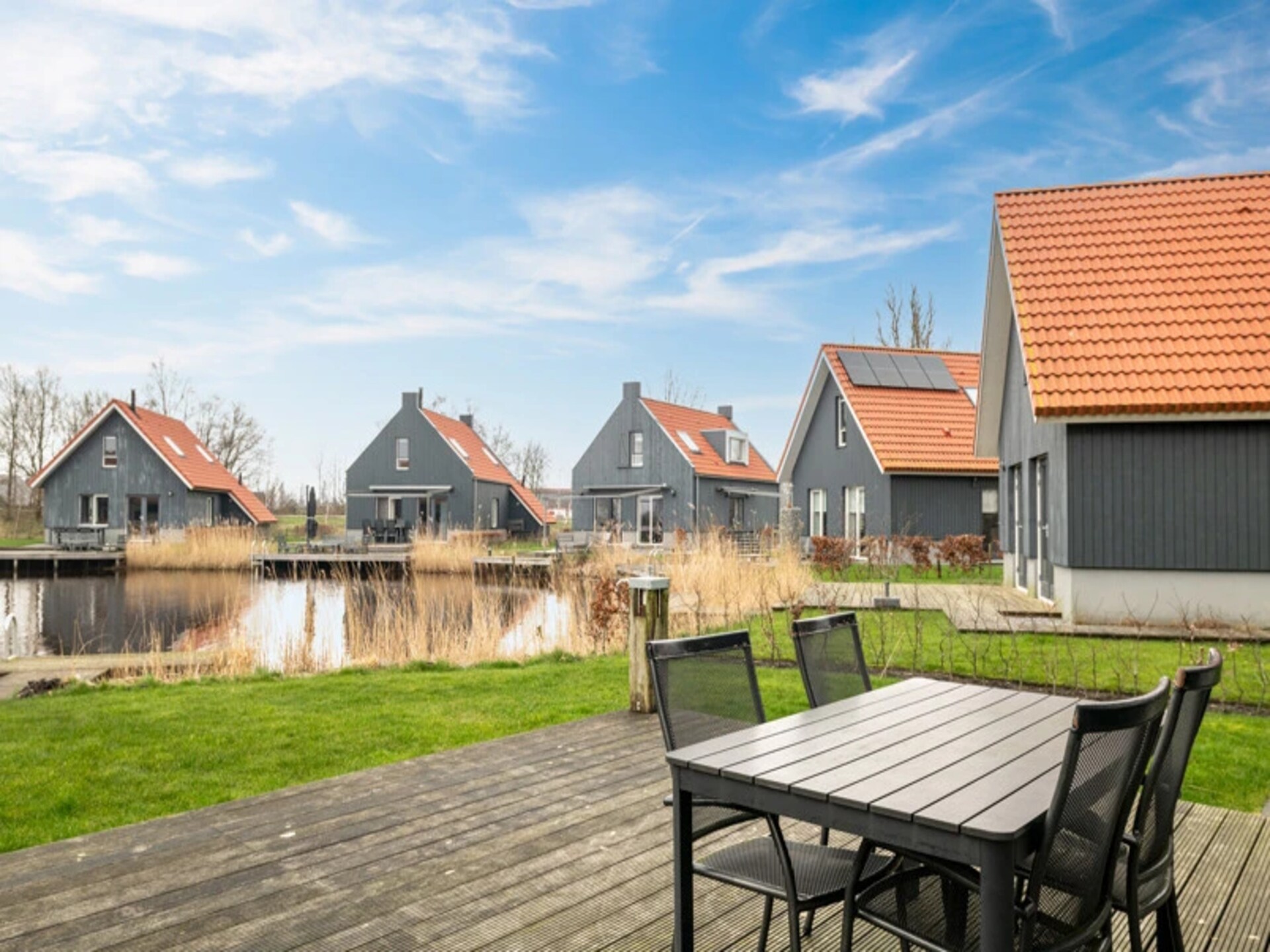 Modern vakantiehuis aan het water in rustig Waterpark Langelille - foto 8