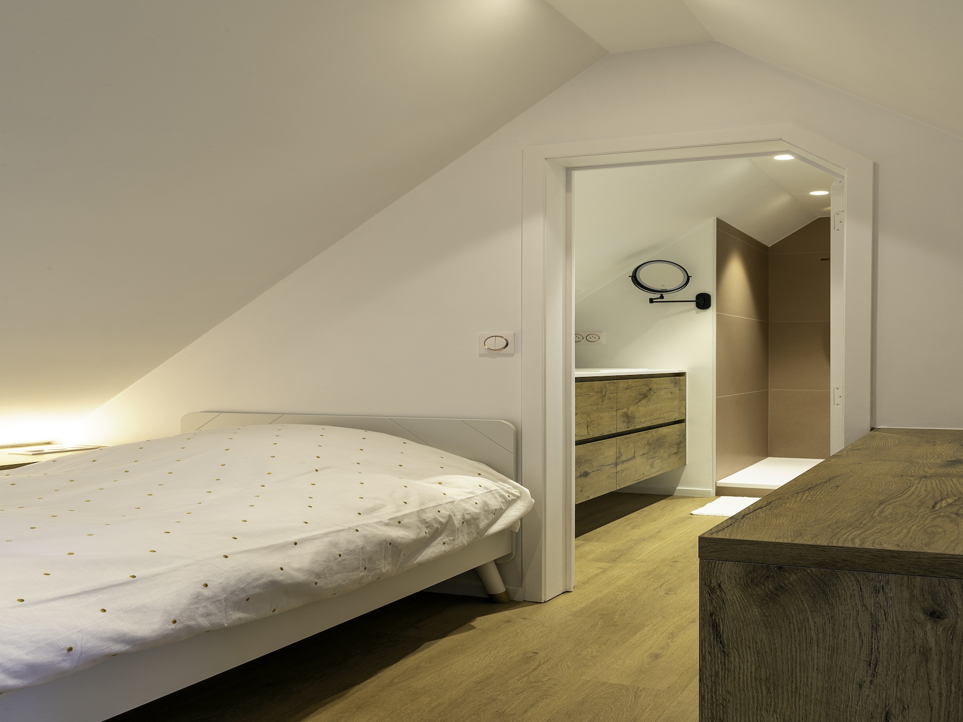 Privézwembad bij authentieke 8-persoonsvilla in Kortrijk - foto 20