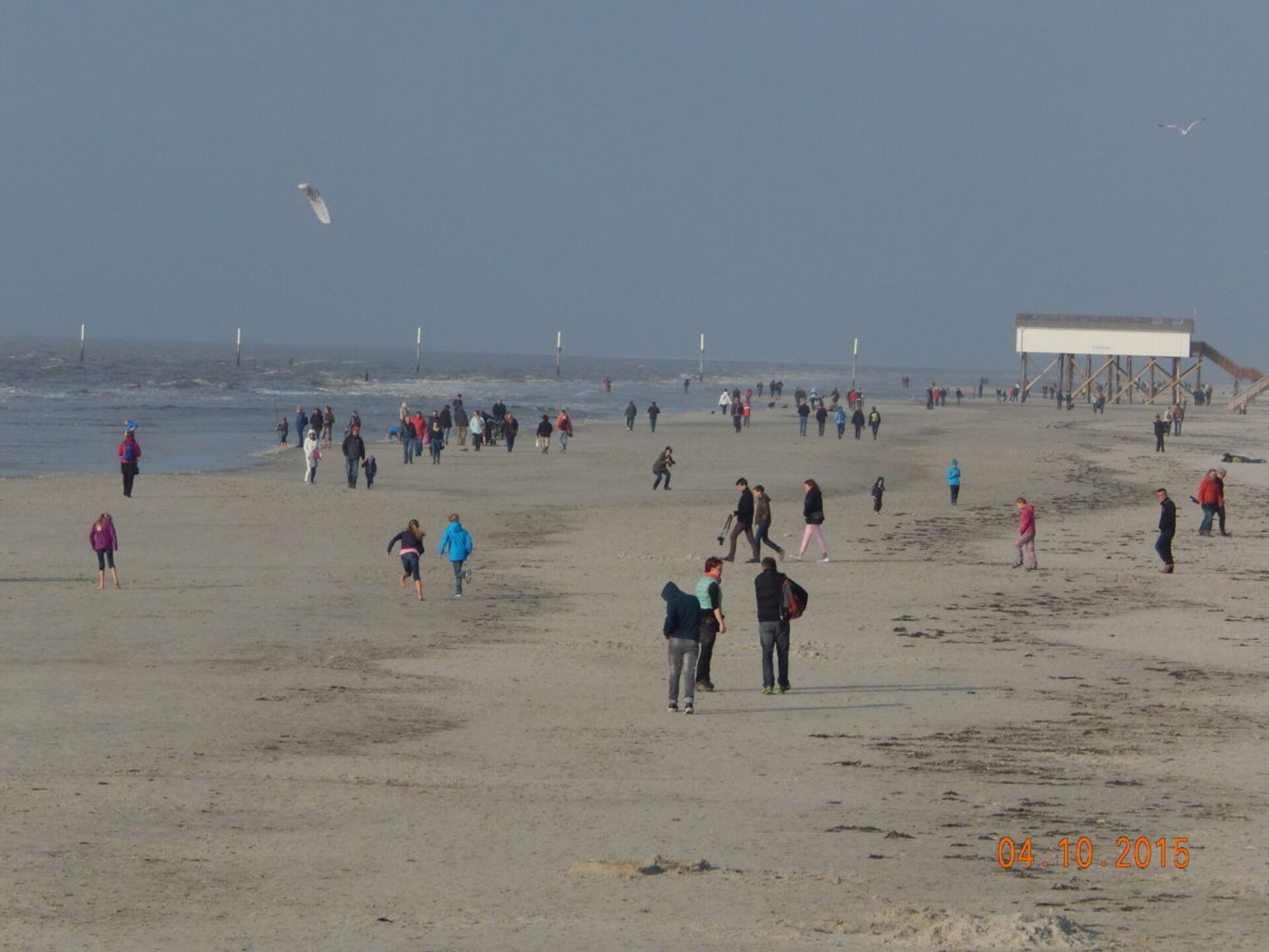Historisch rieten dakhuis aan de oude dijk in St. Peter-Ording - foto 21