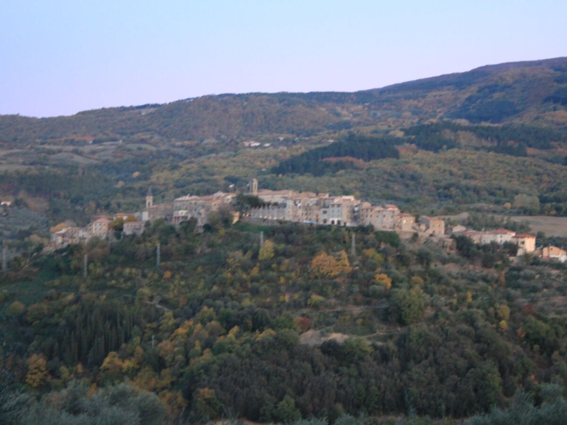 Elegant appartement in Seggiano met panoramisch uitzicht op de Toscaanse heuvels - foto 13