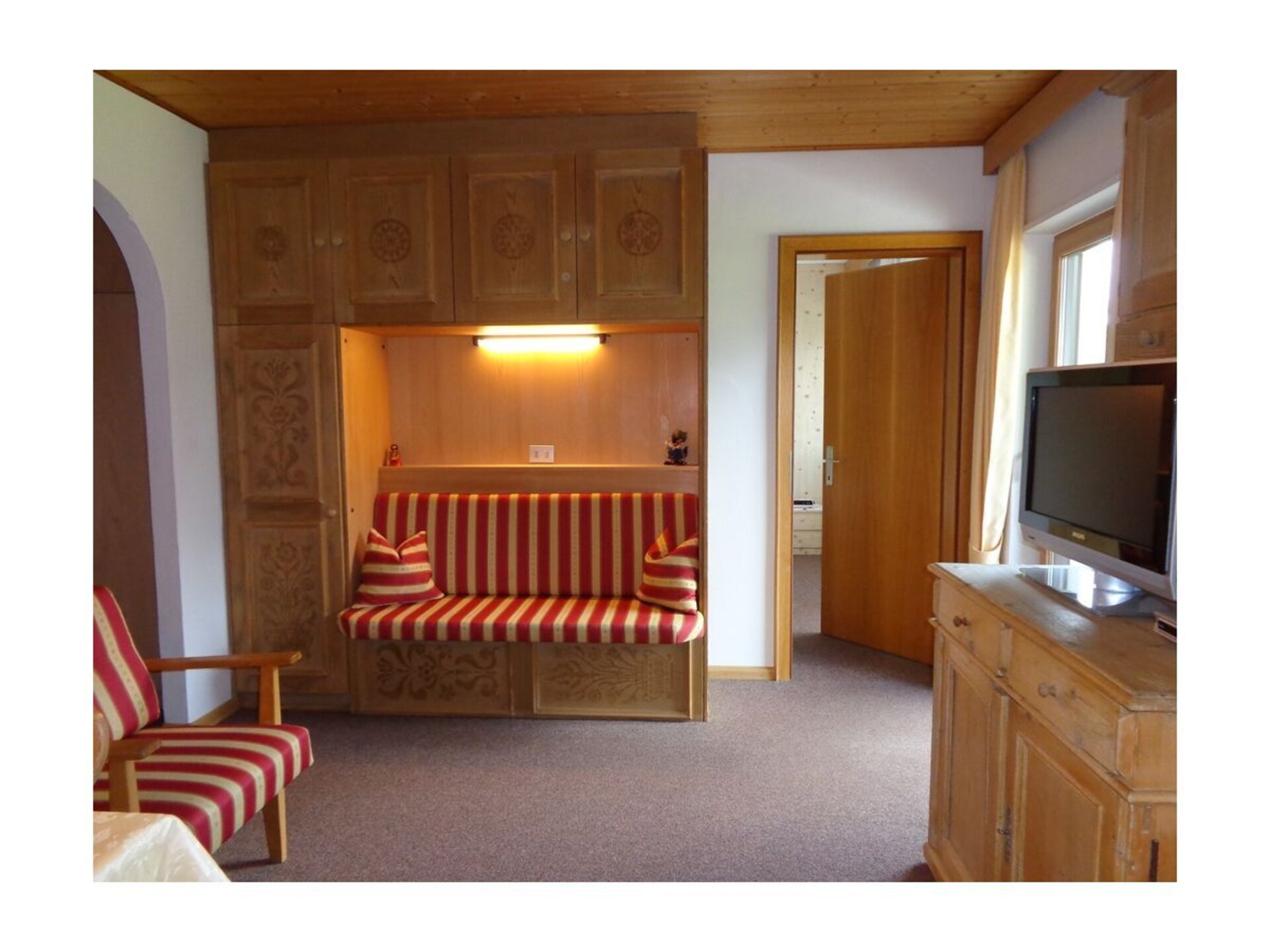 Ruim appartement aan de piste & golfbaan in Karersee - foto 23