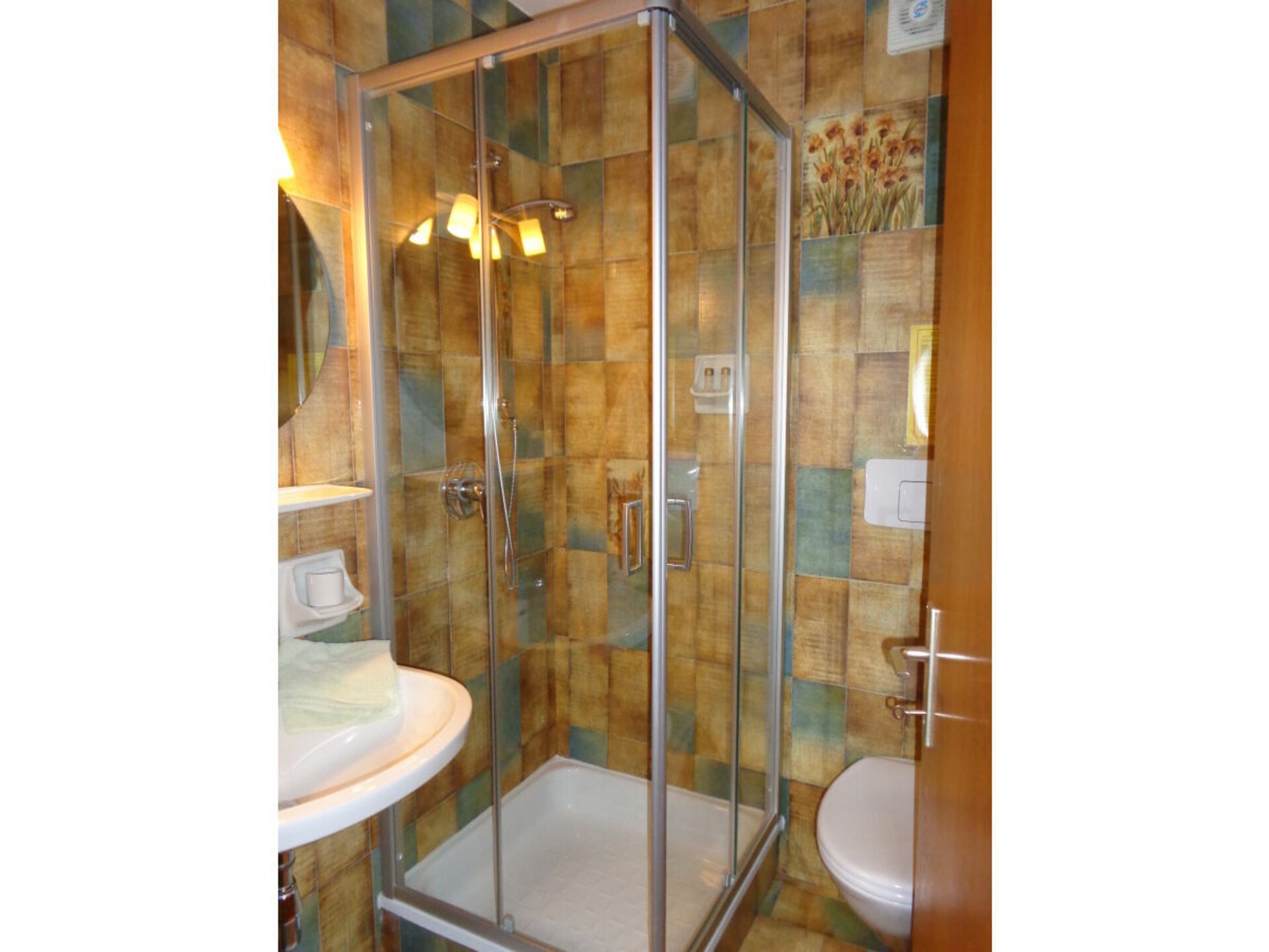 Ruim appartement aan de piste & golfbaan in Karersee - foto 29