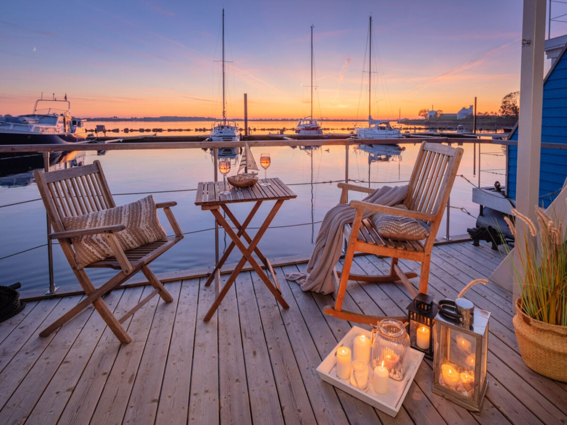 Unieke woonboot in haven Burgstaaken – 5 pers., terras & hangmat - foto 7