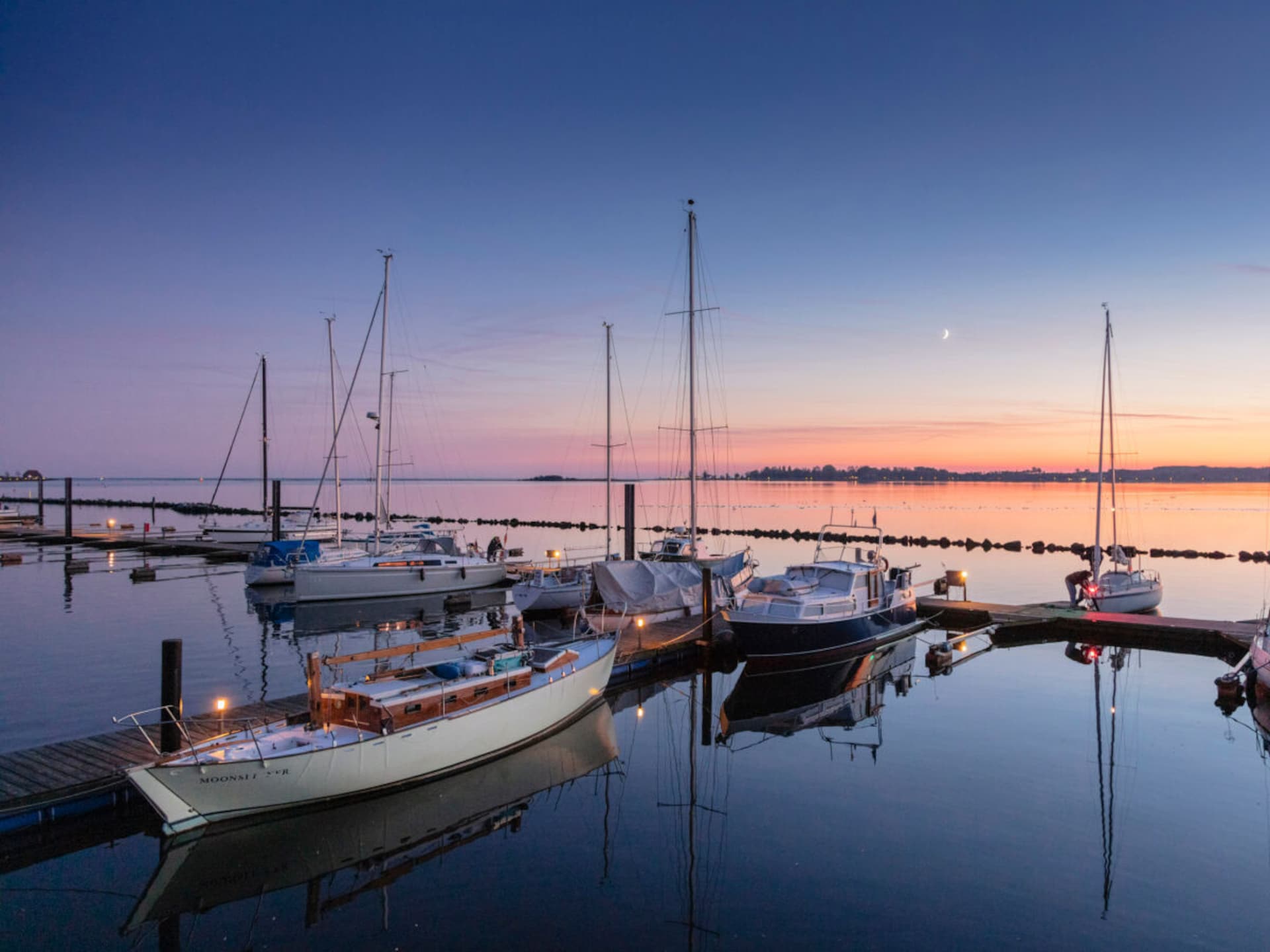 Unieke woonboot in haven Burgstaaken – 5 pers., terras & hangmat - foto 16