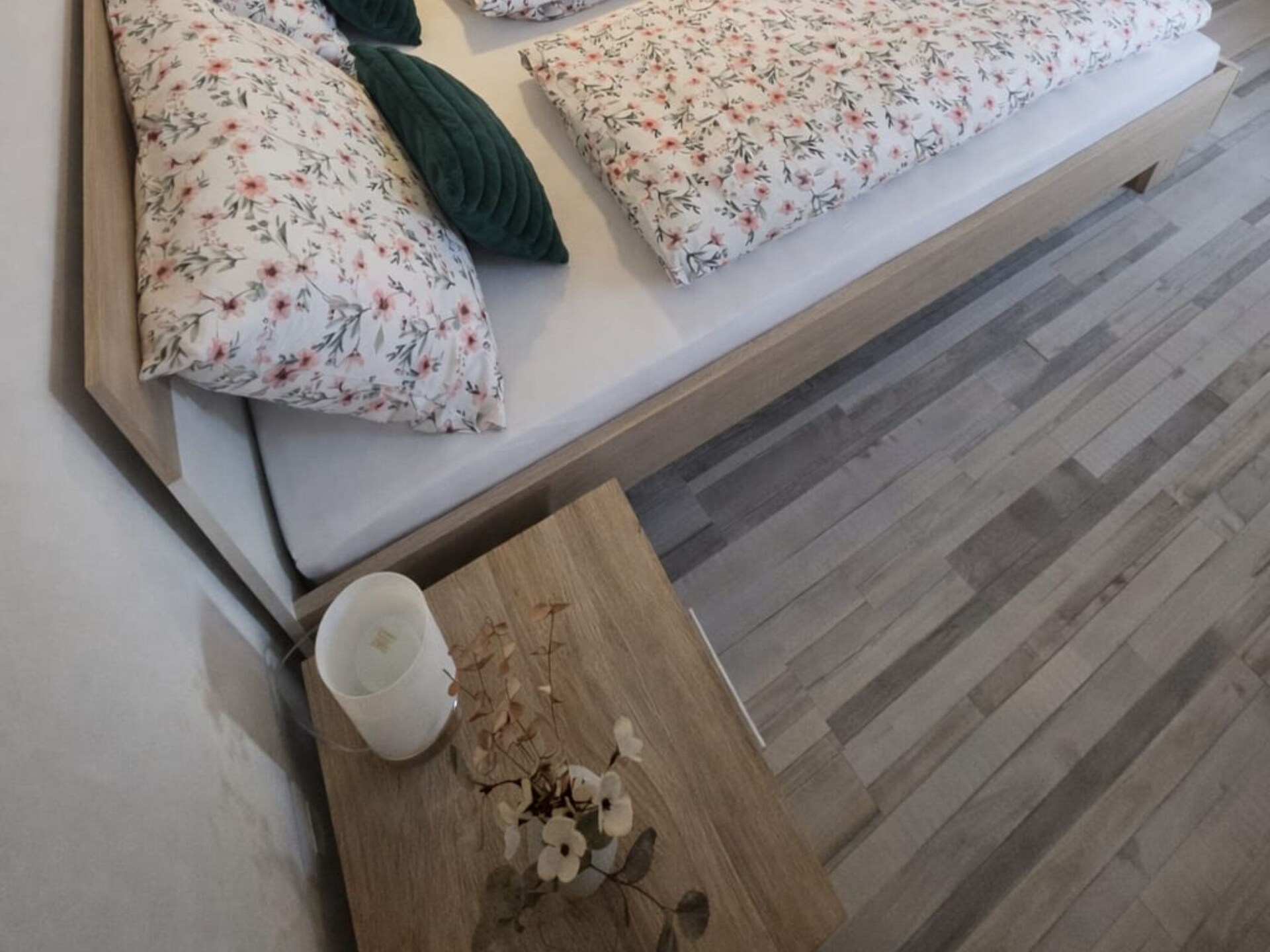 Zonovergoten appartement met zeezicht en terras op 400m van strand in Poreč - foto 11