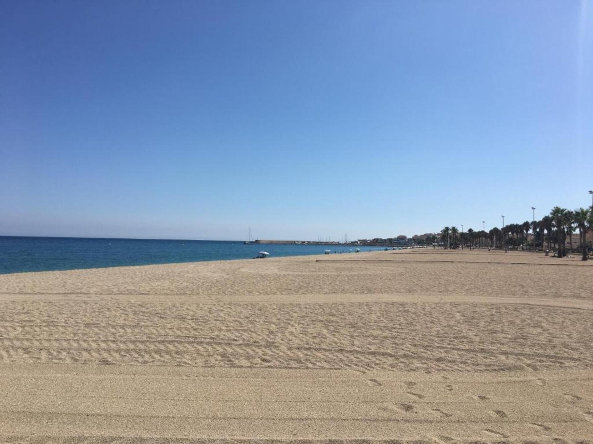 Vakantiehuis aan het strand in Roquetas de Mar - foto 36