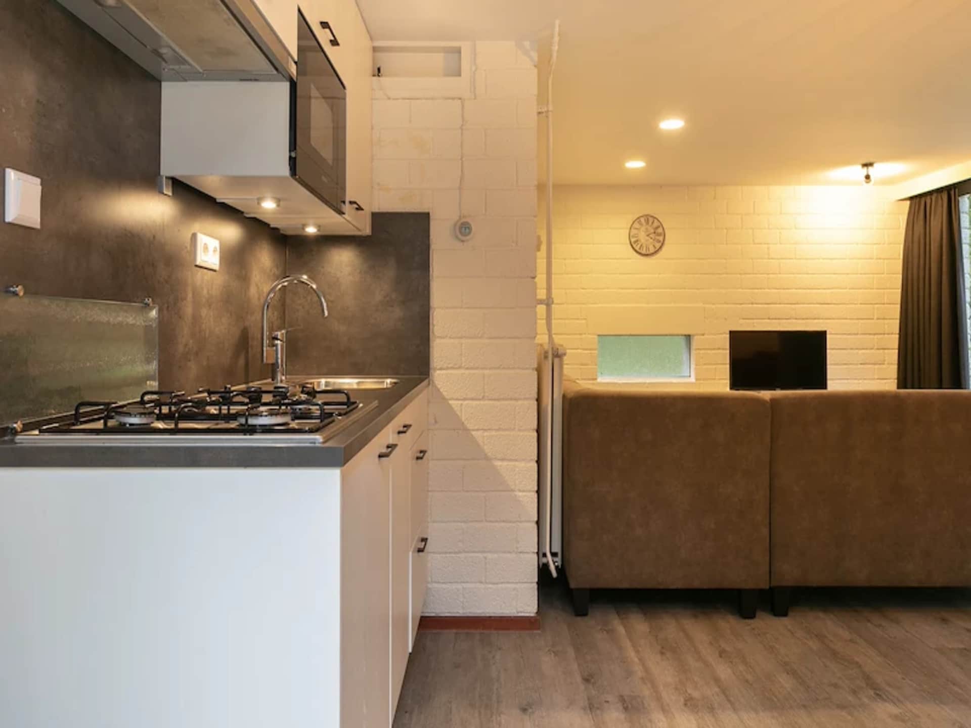 Romantische bosbungalow voor 2 op autovrij Veluws vakantiepark - foto 7
