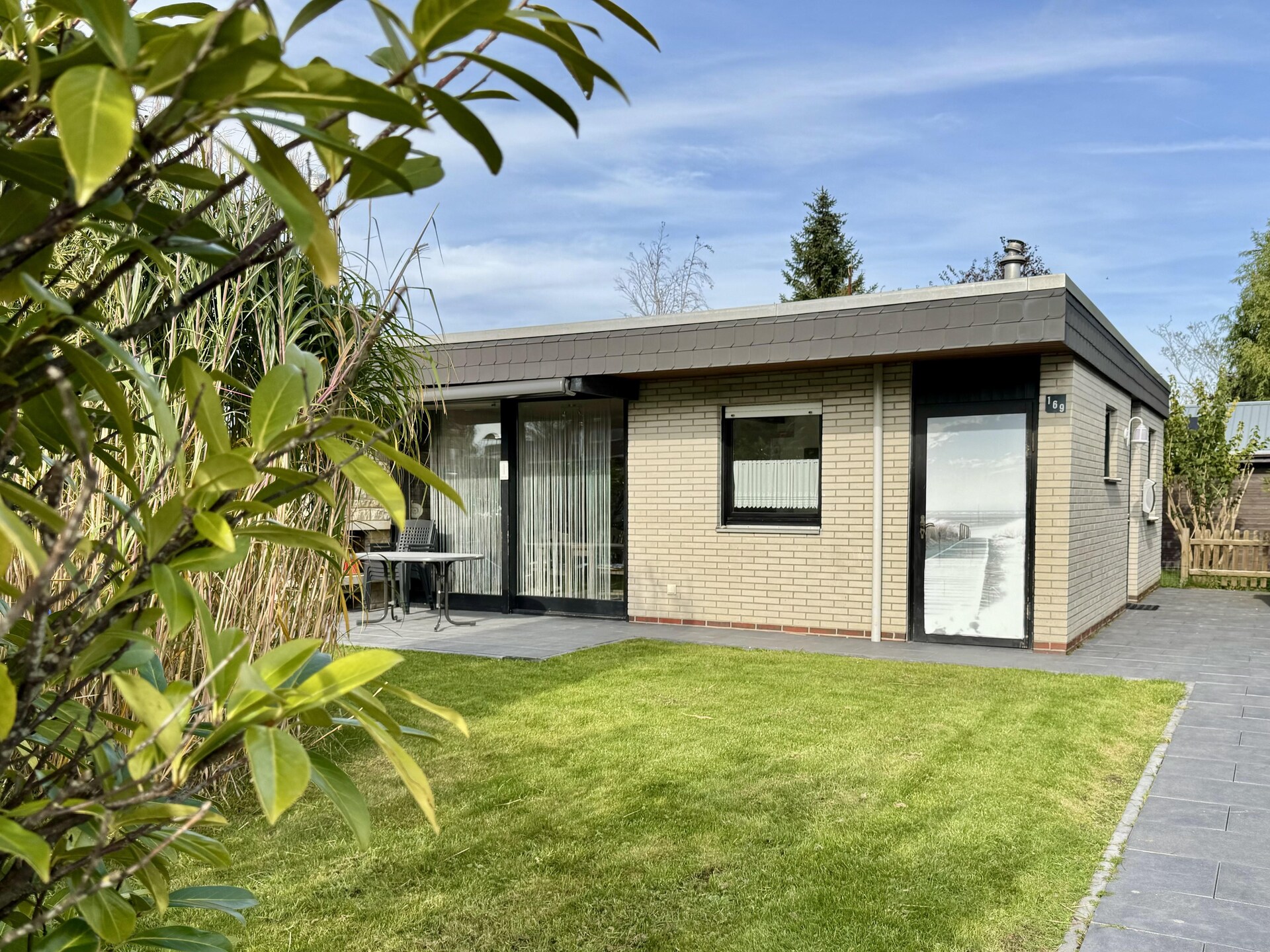 Knus vakantiehuis bij het strand van Tossens met omheinde tuin - foto 1