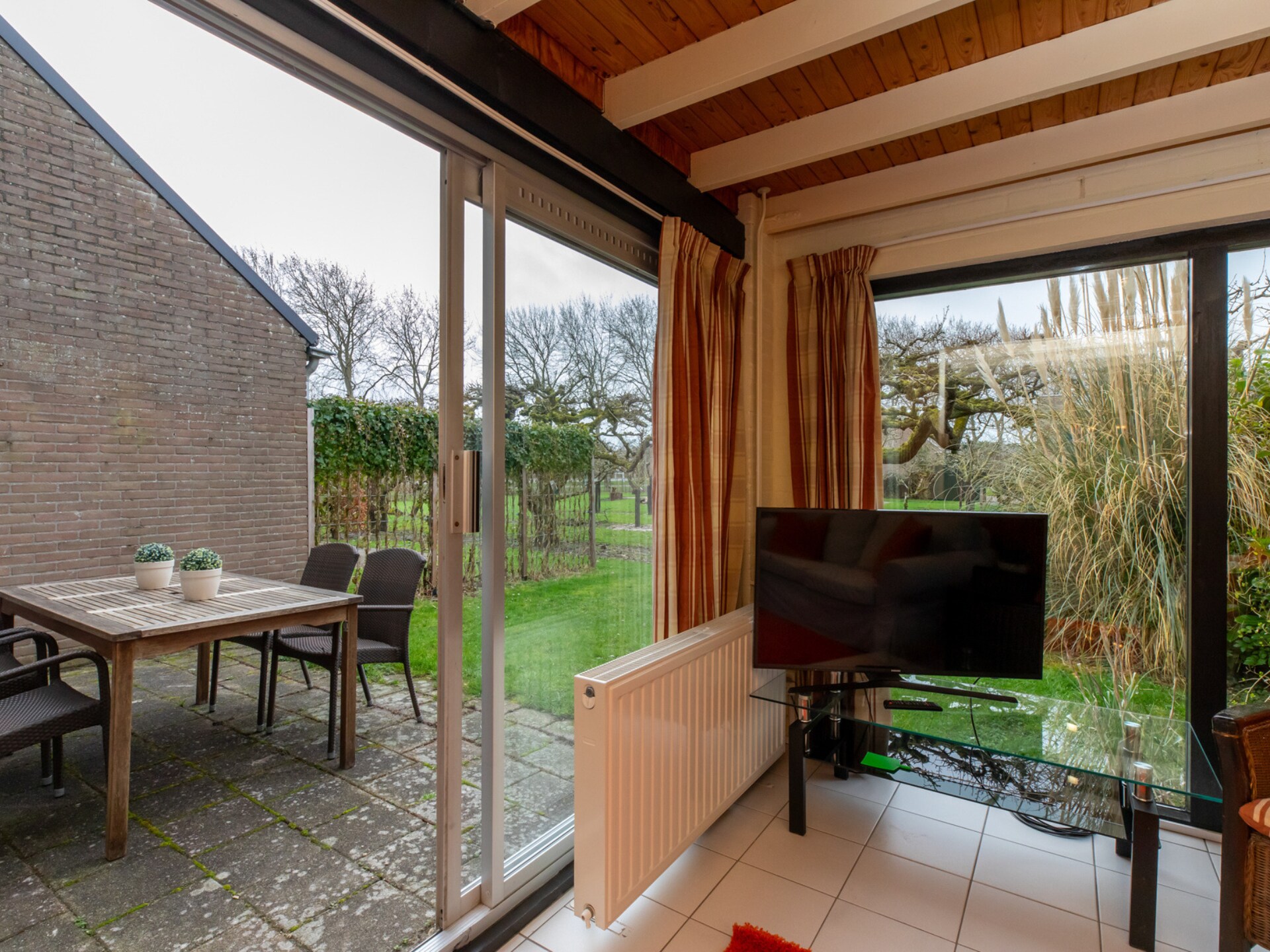 Vrijstaand vakantiehuis met tuin, huisdieren welkom in Burgh-Haamstede - foto 10
