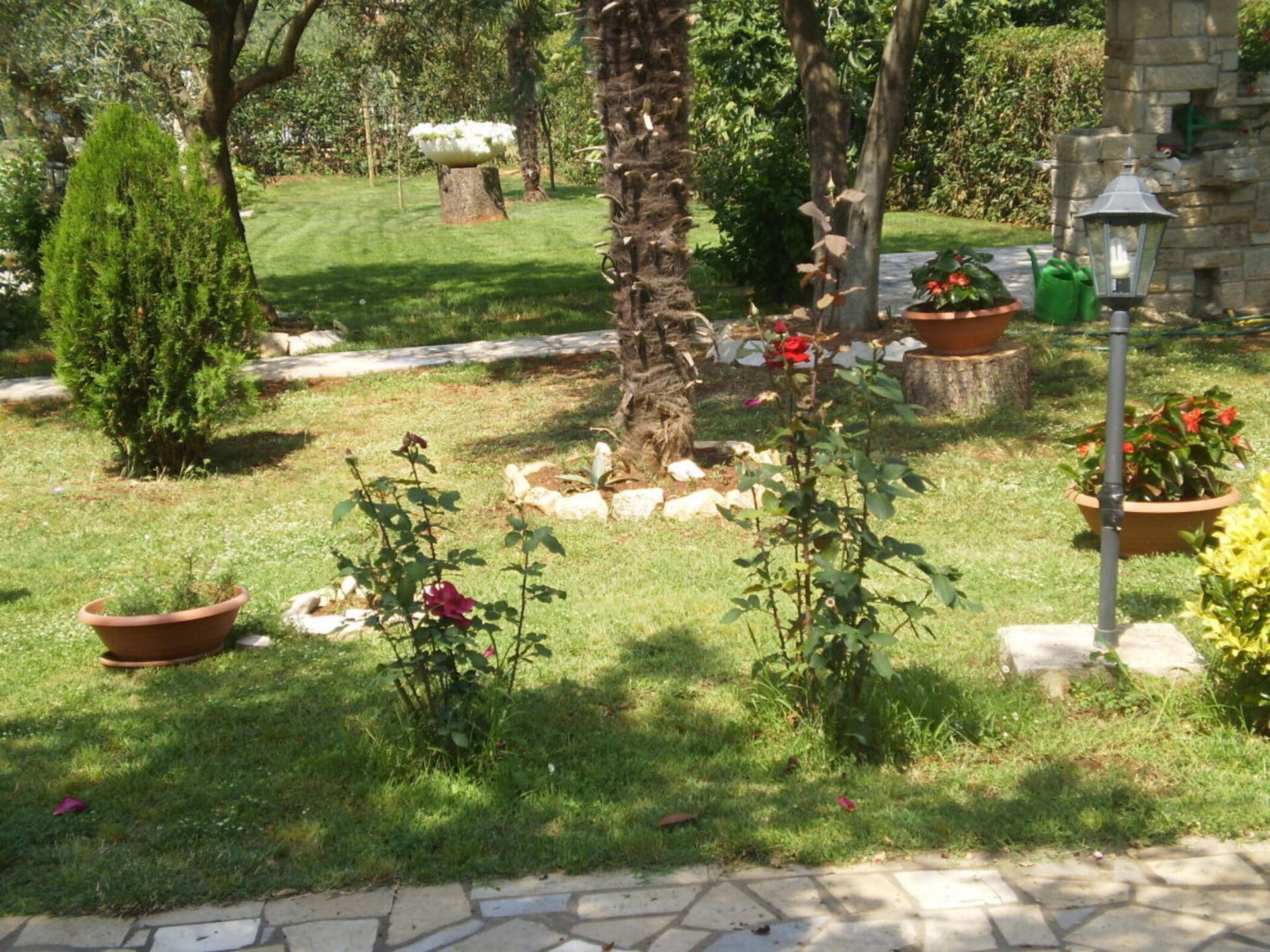 Modern appartement nabij Poreč met zeezicht en terras - foto 17