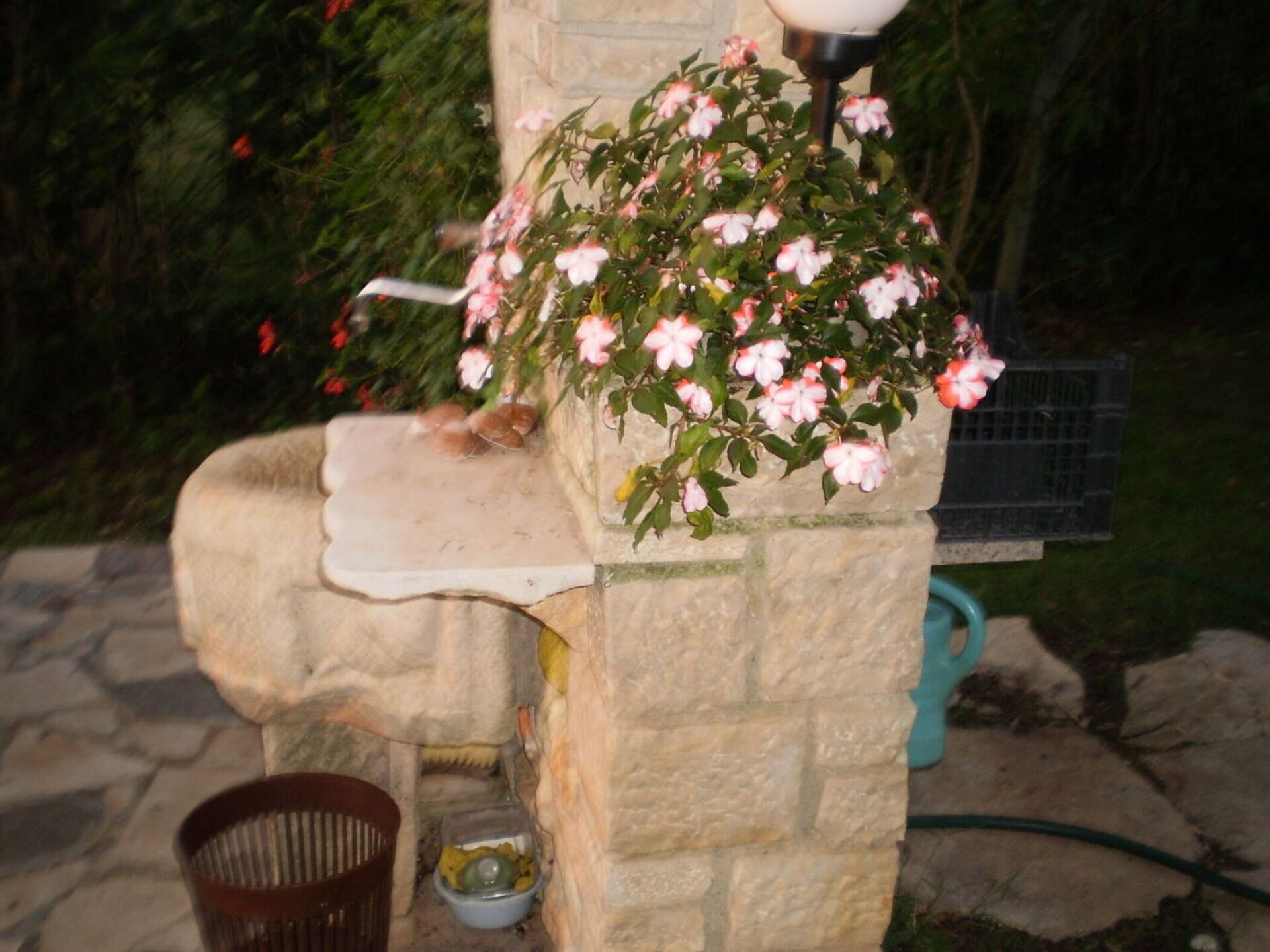 Modern appartement nabij Poreč met zeezicht en terras - foto 21