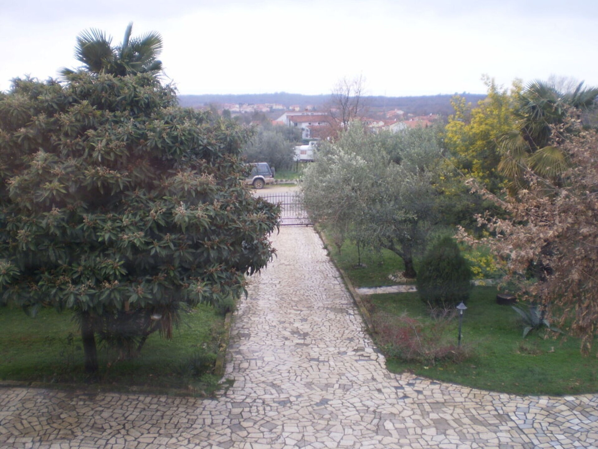 Modern appartement nabij Poreč met zeezicht en terras - foto 22