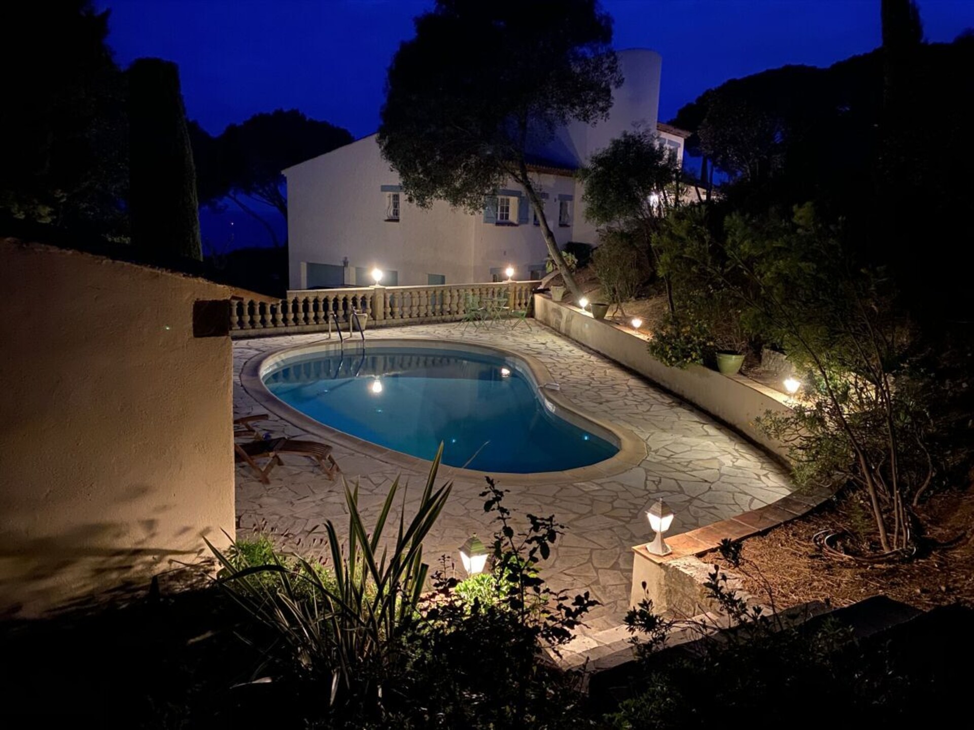 Ruime villa met privézwembad en zeezicht in Sainte-Maxime, 3 km van het strand - foto 5