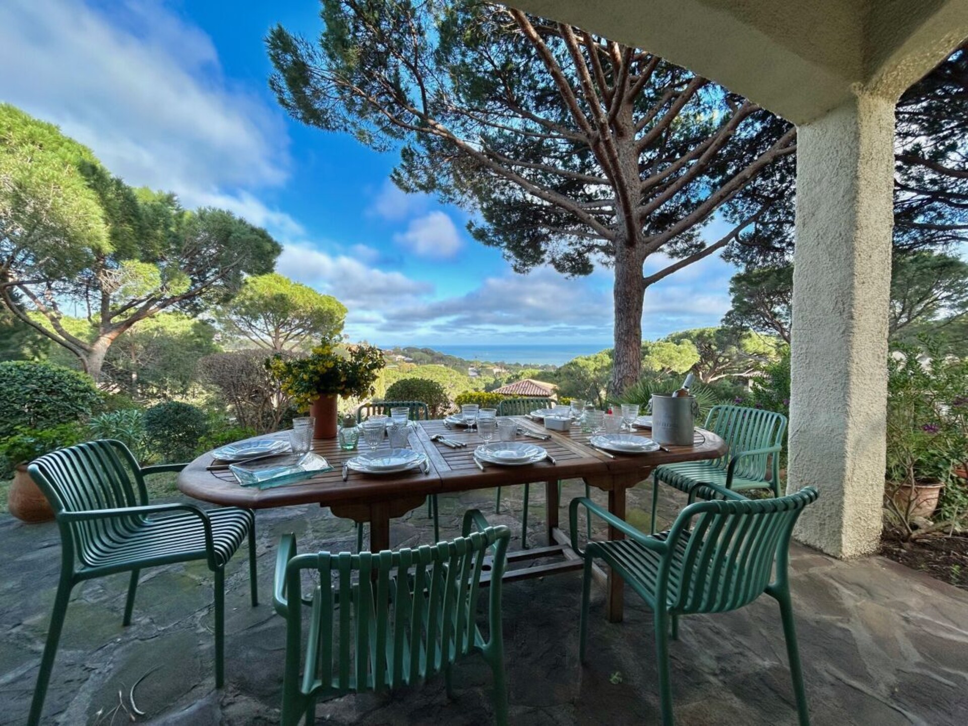 Ruime villa met privézwembad en zeezicht in Sainte-Maxime, 3 km van het strand - foto 8